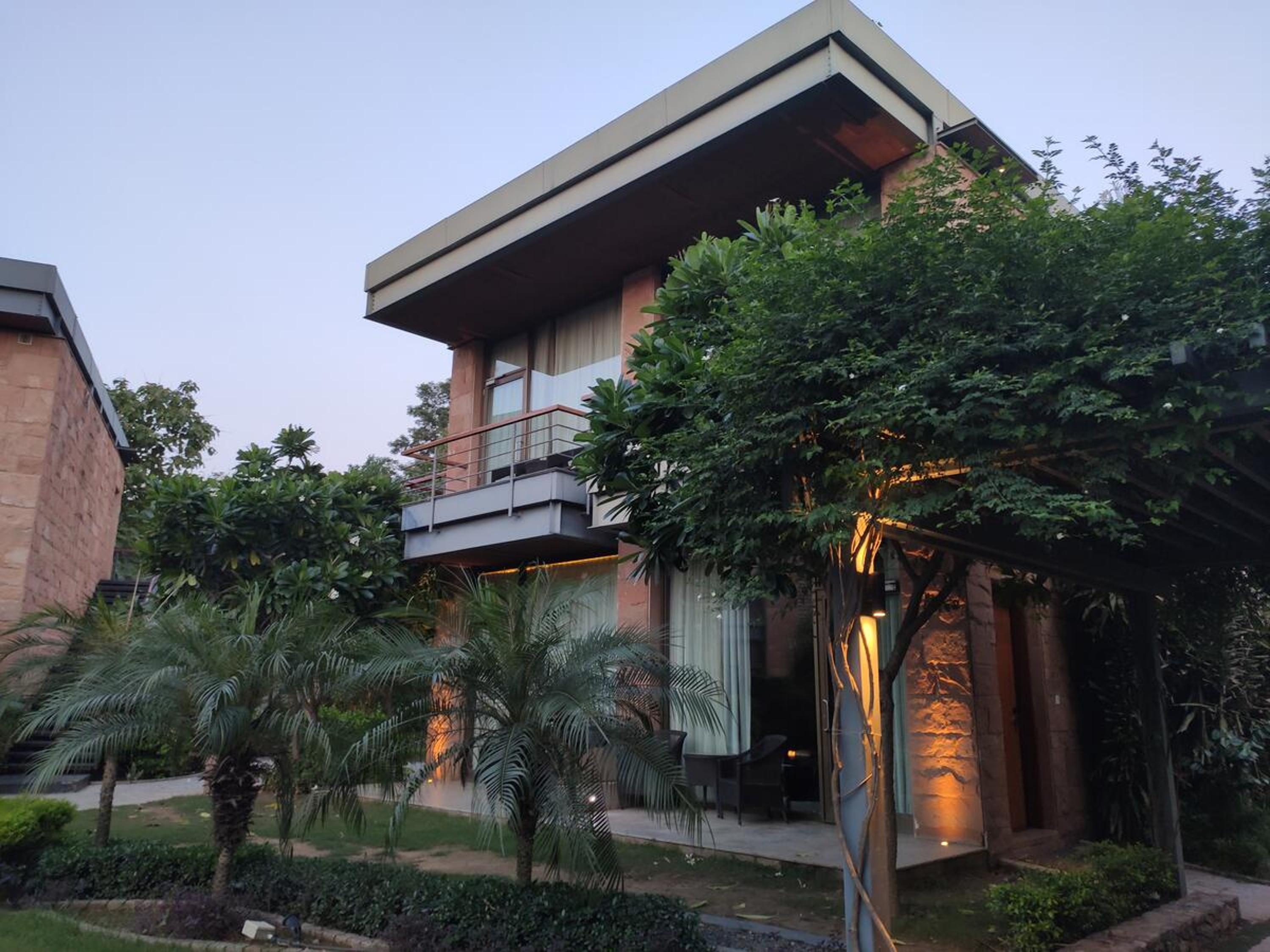 Taj Damdama Lake Resort & Spa, Gurugram