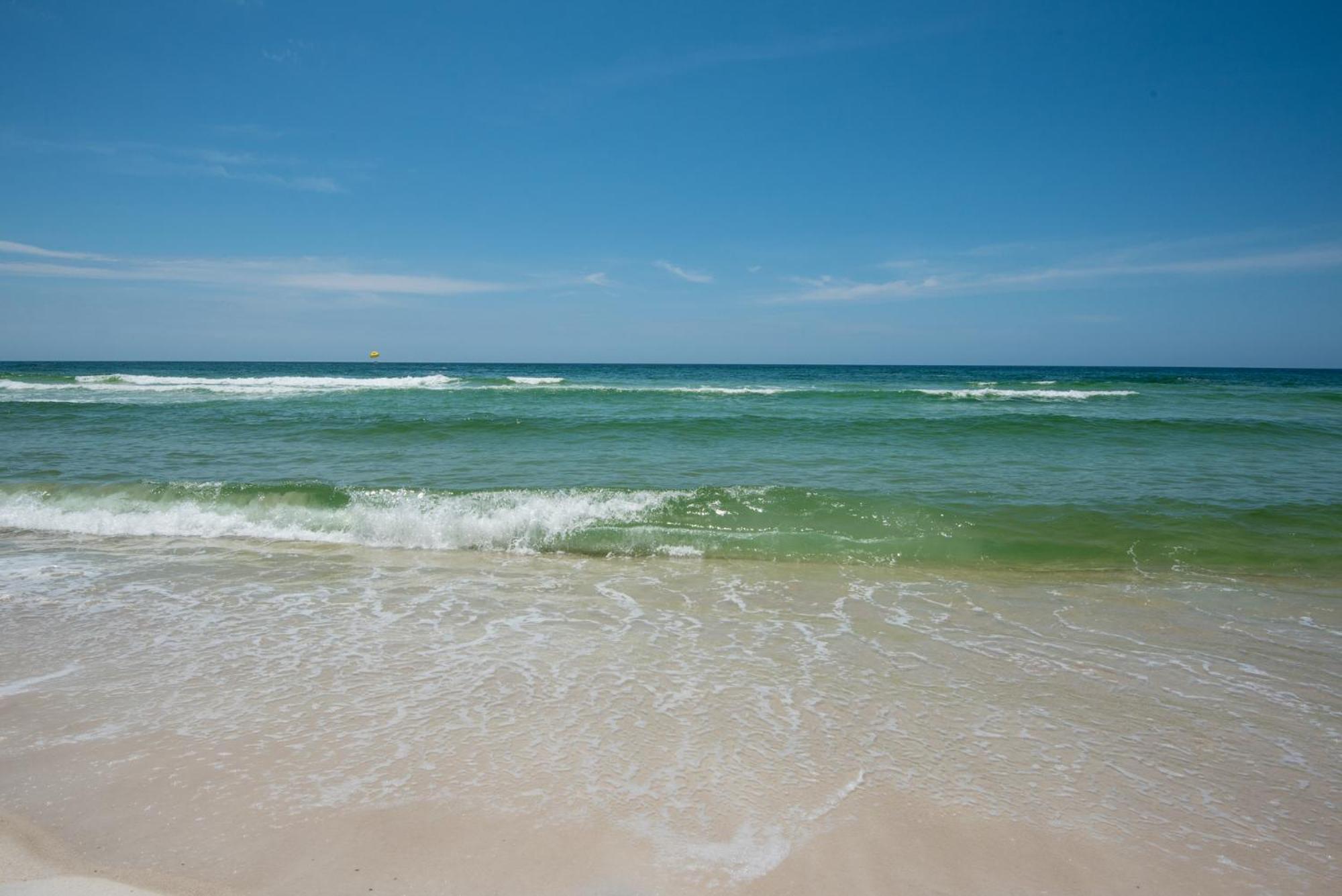 Amazing Sunset Oceanfront Condo