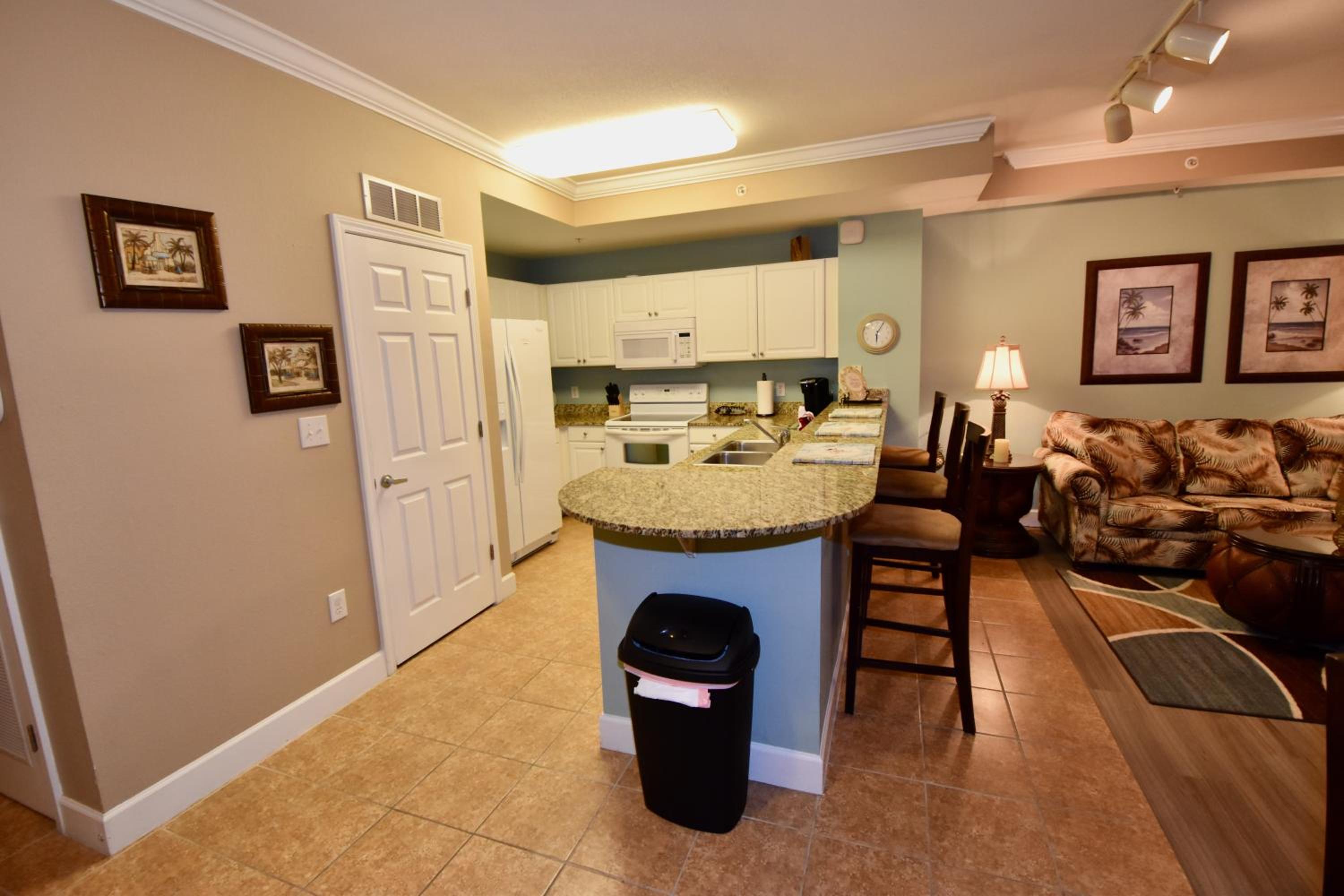 Amazing Sunset Oceanfront Condo