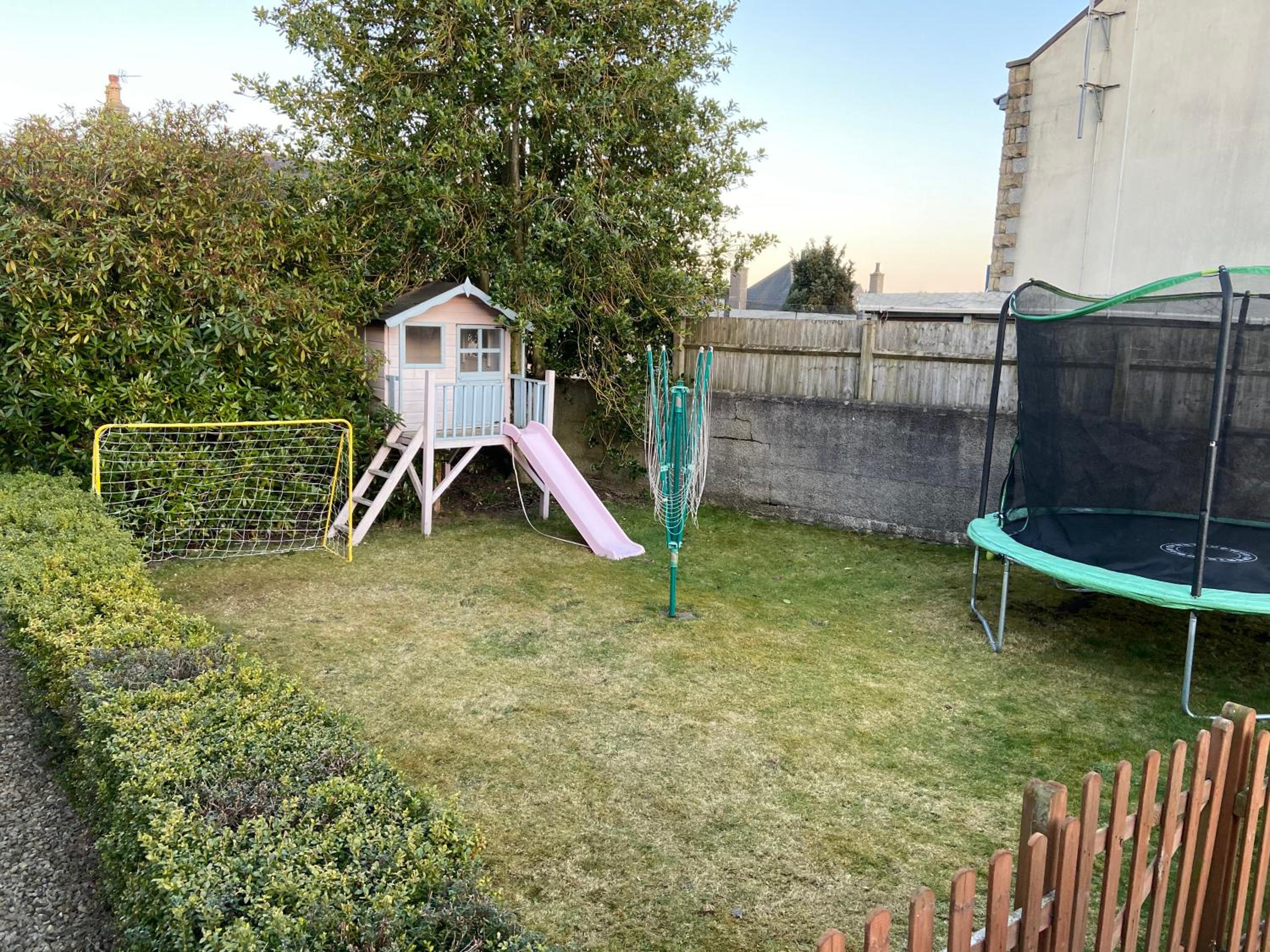 Photo 11