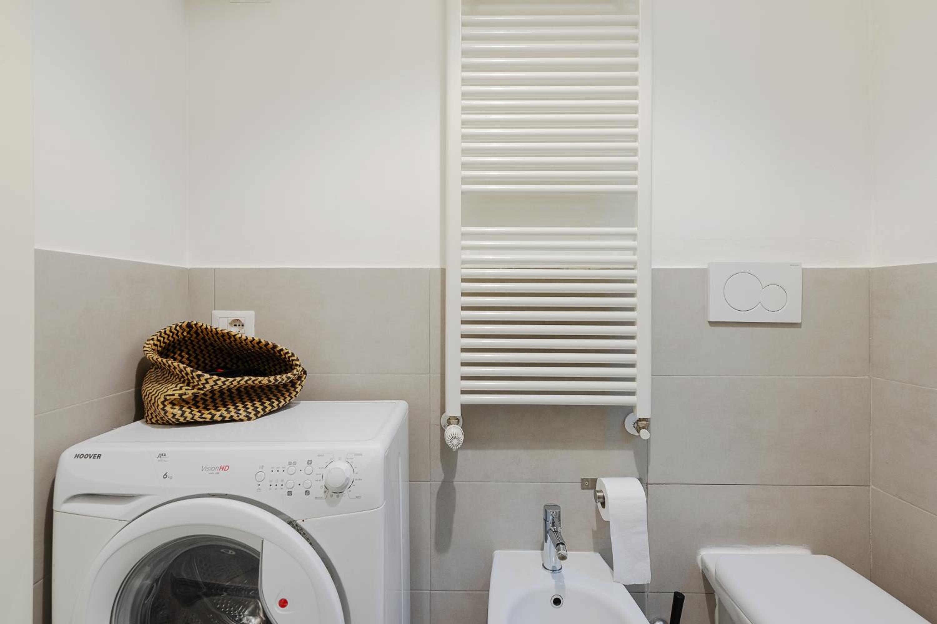 Easylife - Milano - Emiliani 1 P1 - Porta Romana