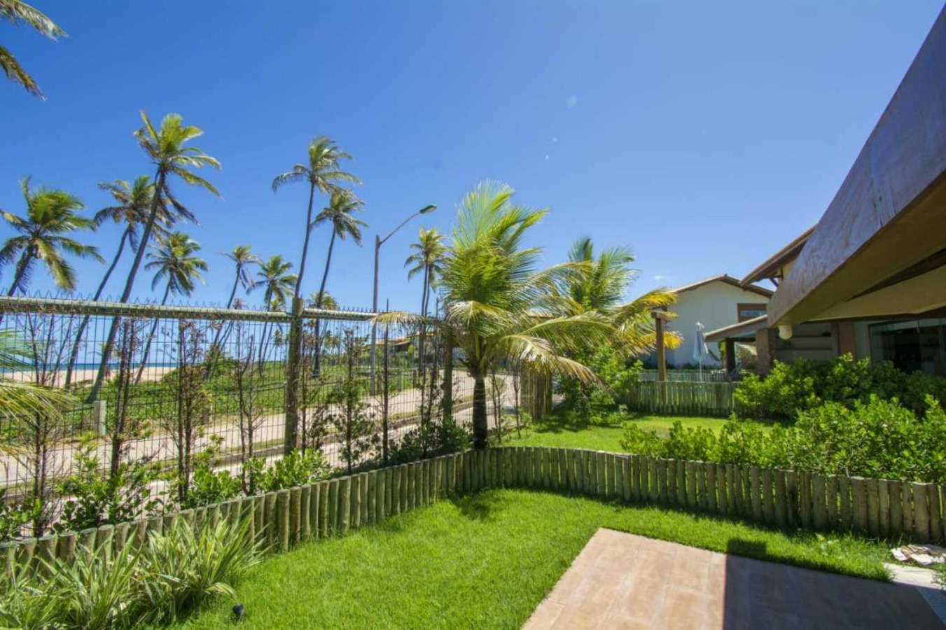 Ykutiba Imbassaí L02 - duplex frente mar com jardim view 3