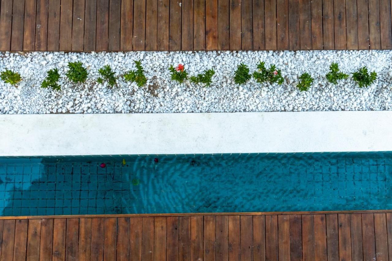 Villa Namú Beach House Suites