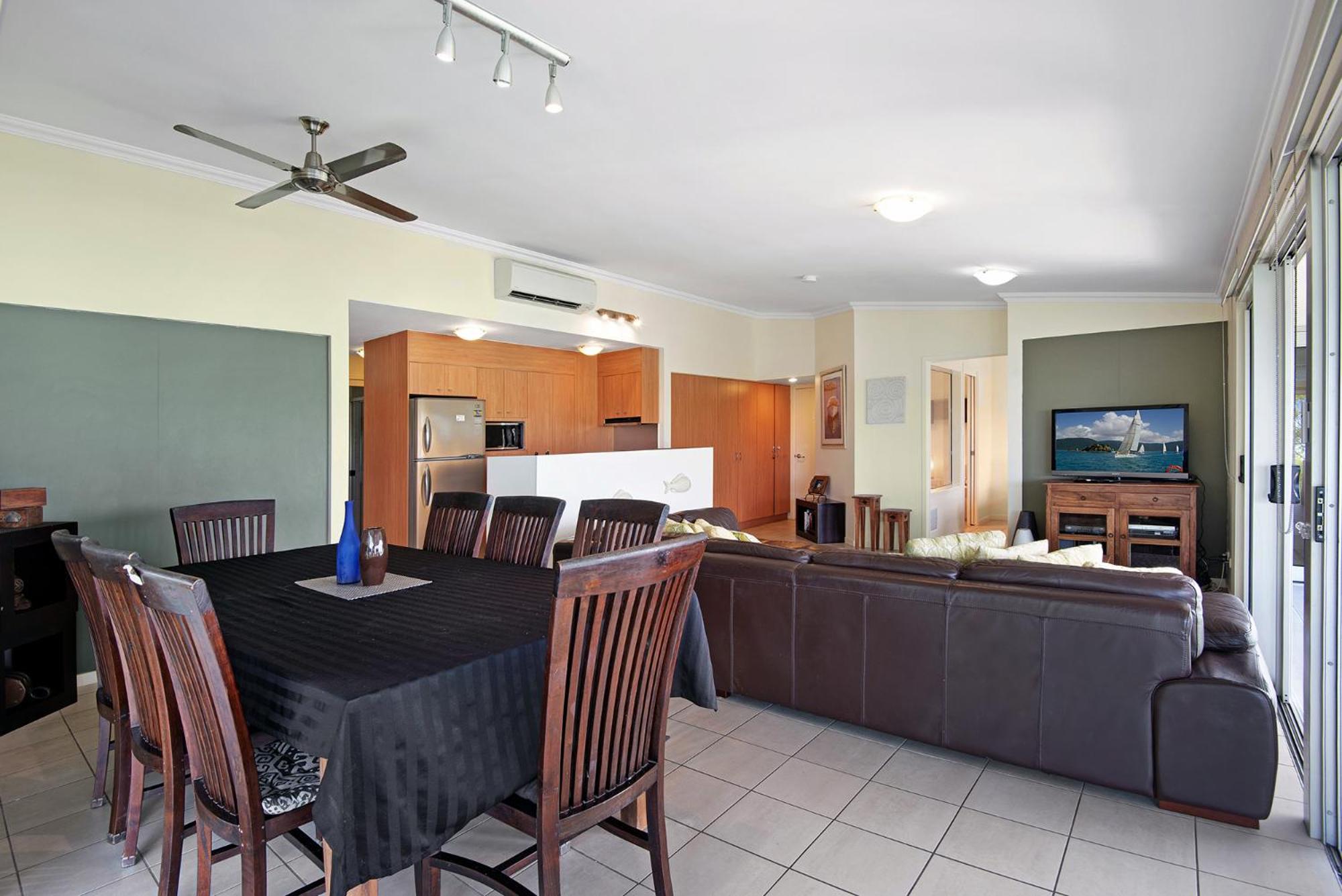 Oasis Apartments on Hamilton Island by HIHA