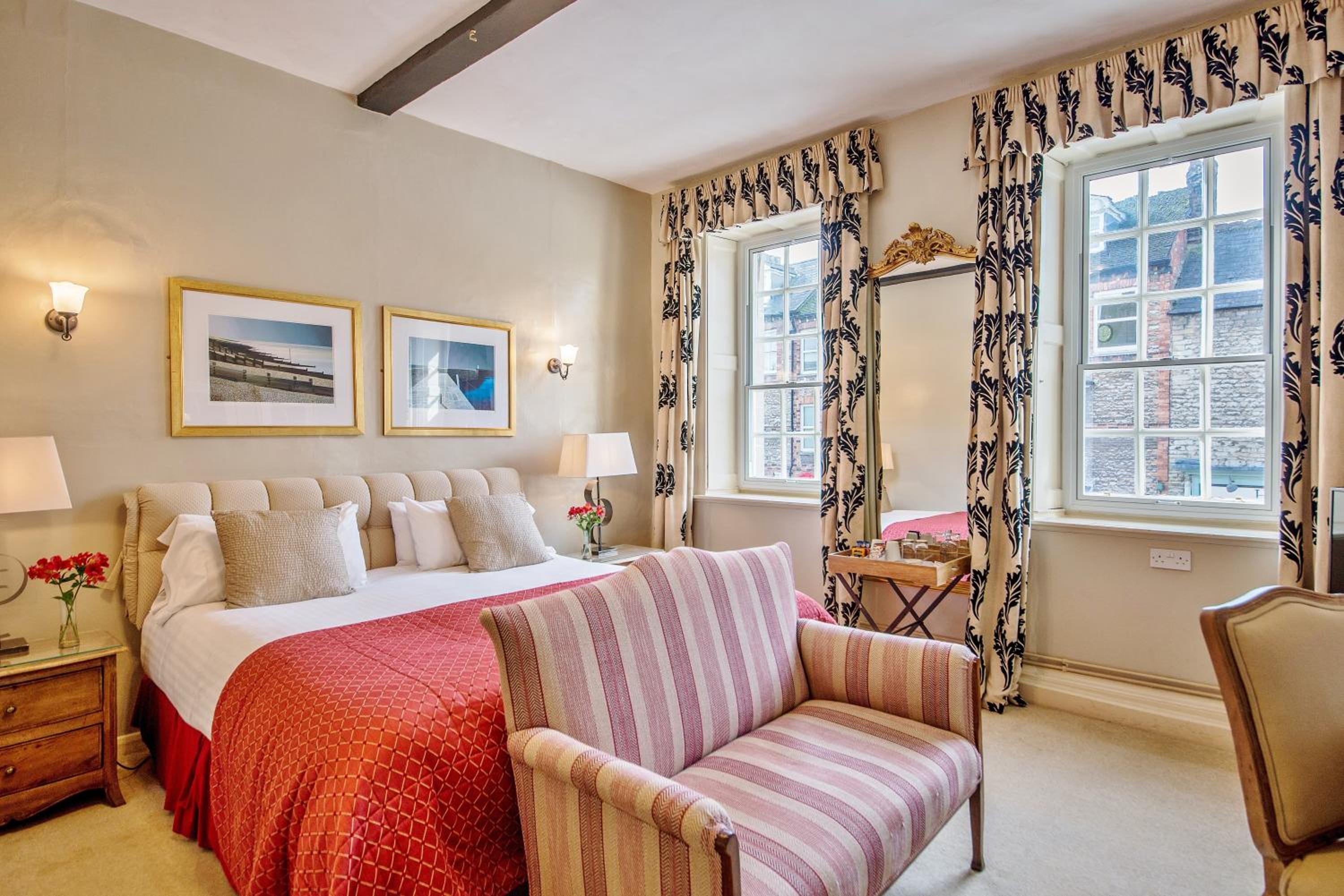 Woodstock Vacations - Marlborough Arms - Property Image 3