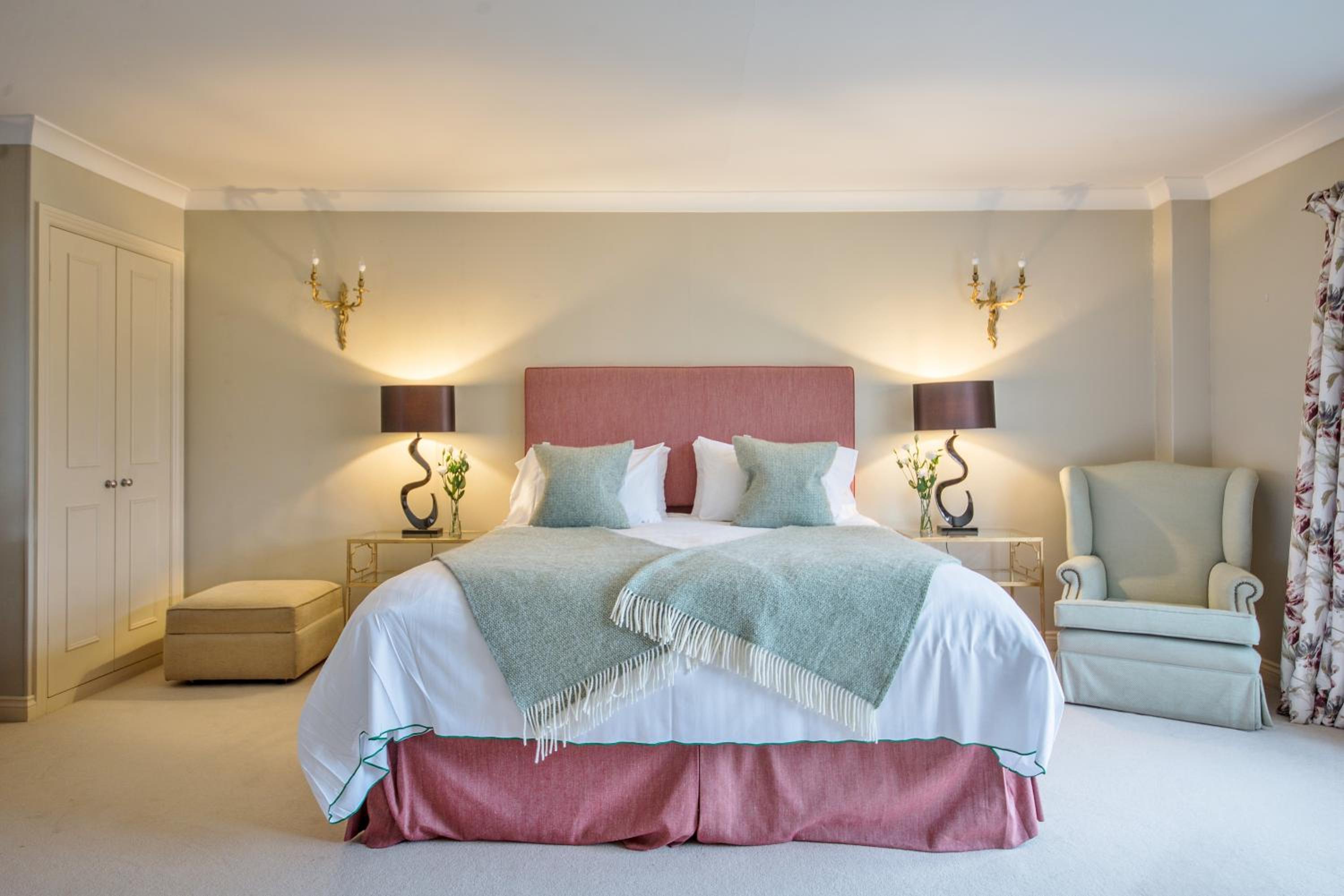 Woodstock Vacations - Marlborough Arms - Property Image 1