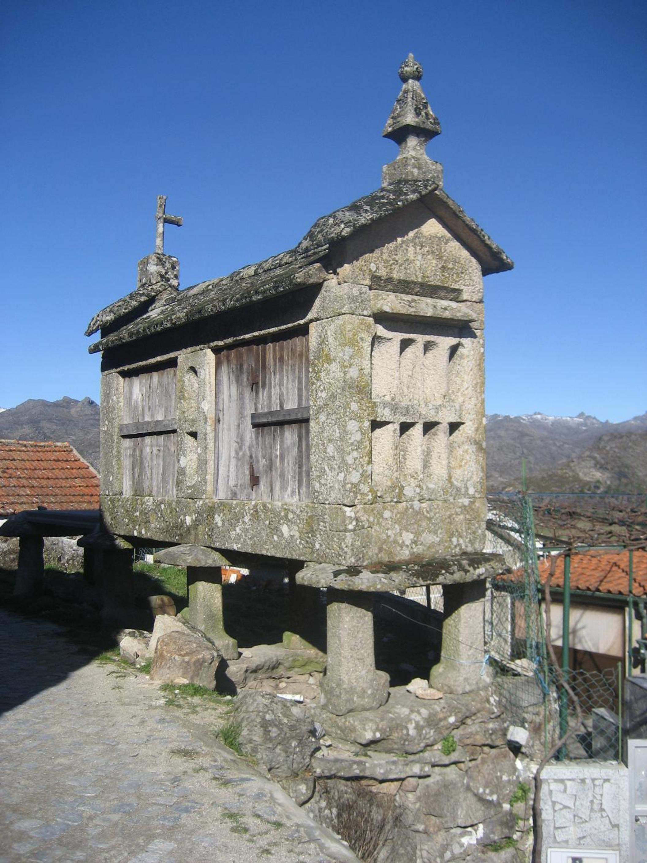 Photo 37