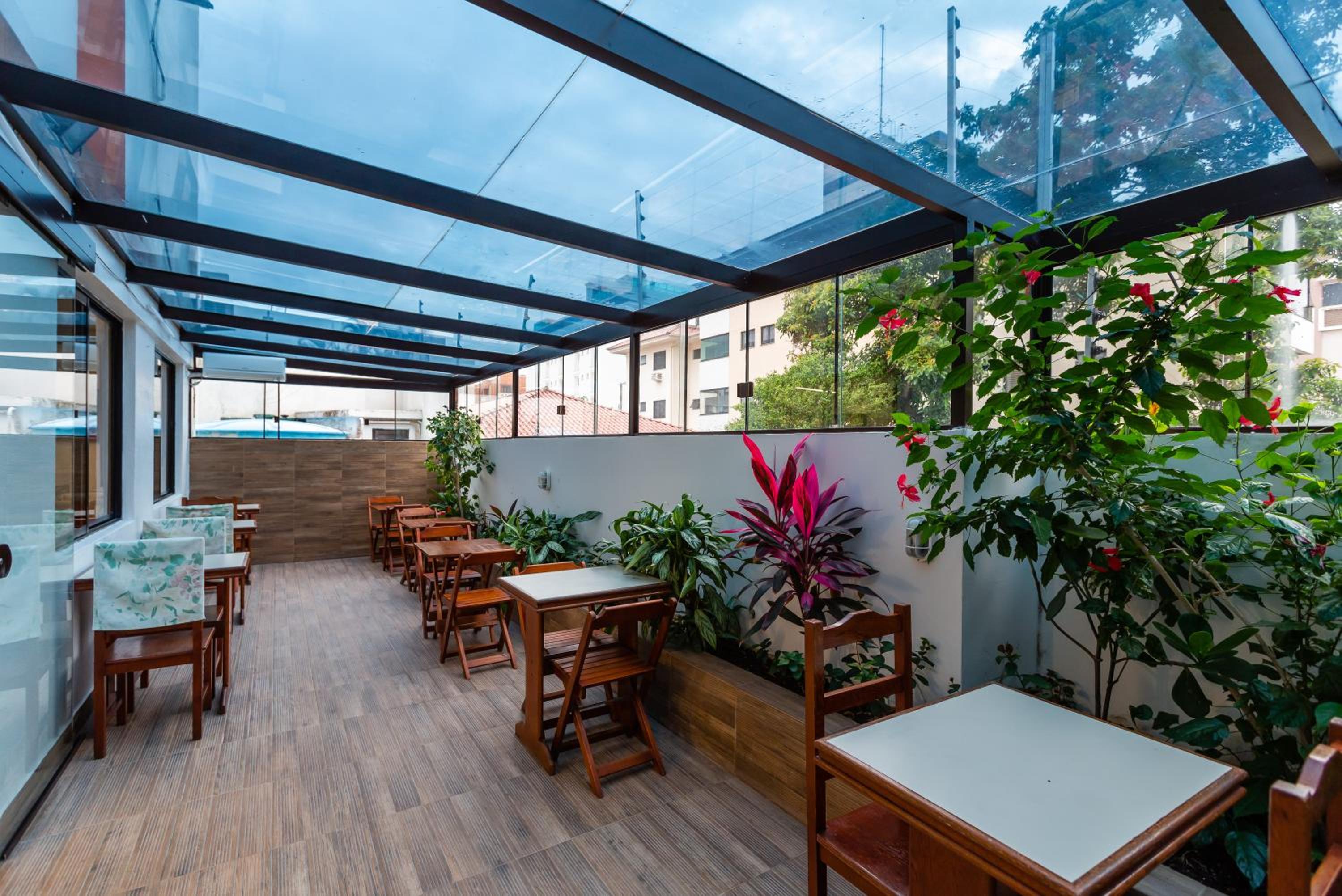 Apart Hotel Vila Mar
