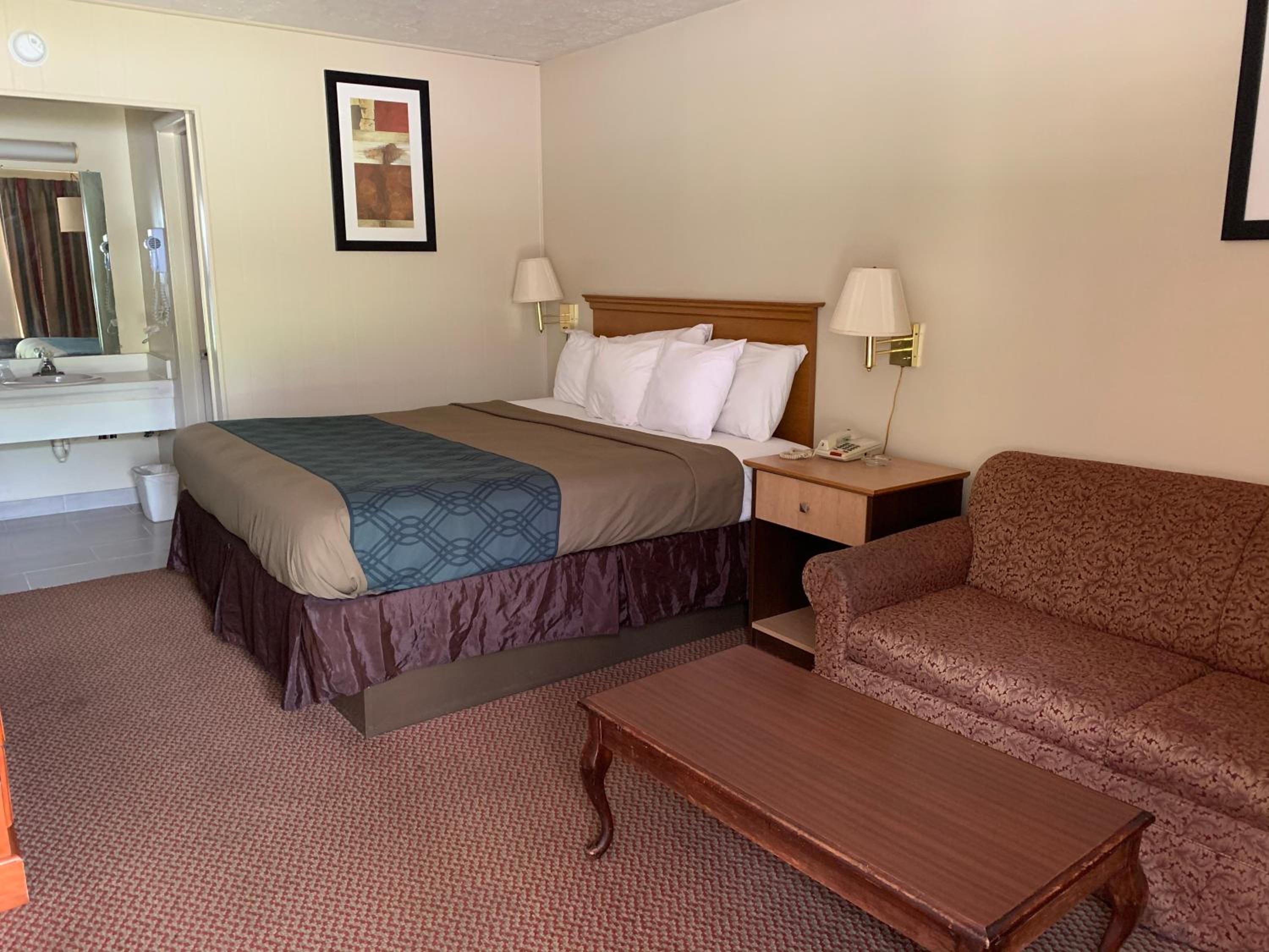 Travelowes Motel - Maggie Valley