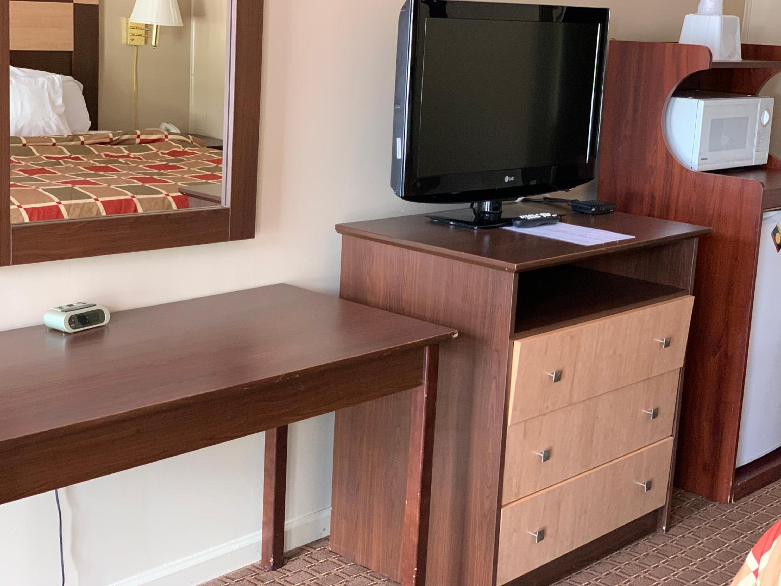 Travelowes Motel - Maggie Valley
