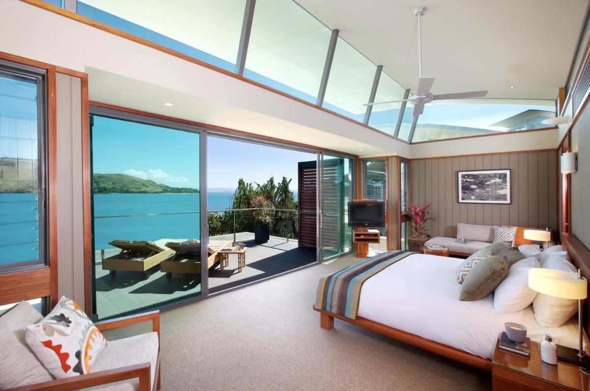 Yacht Club Villas view 2