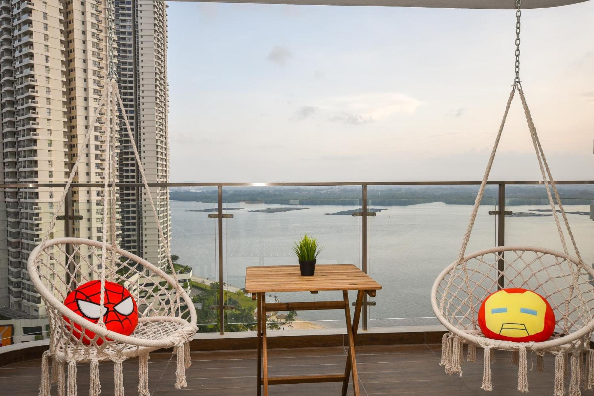 Country Garden Seaview Suite by Nest Home at Danga Bay