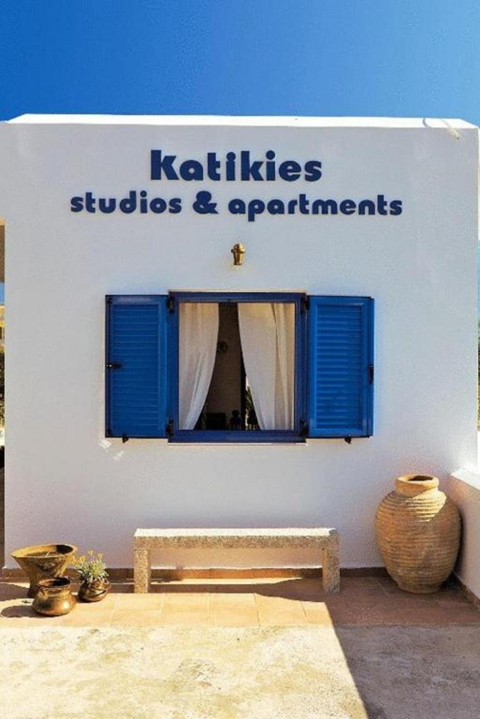 Katikies Studios & Apartments