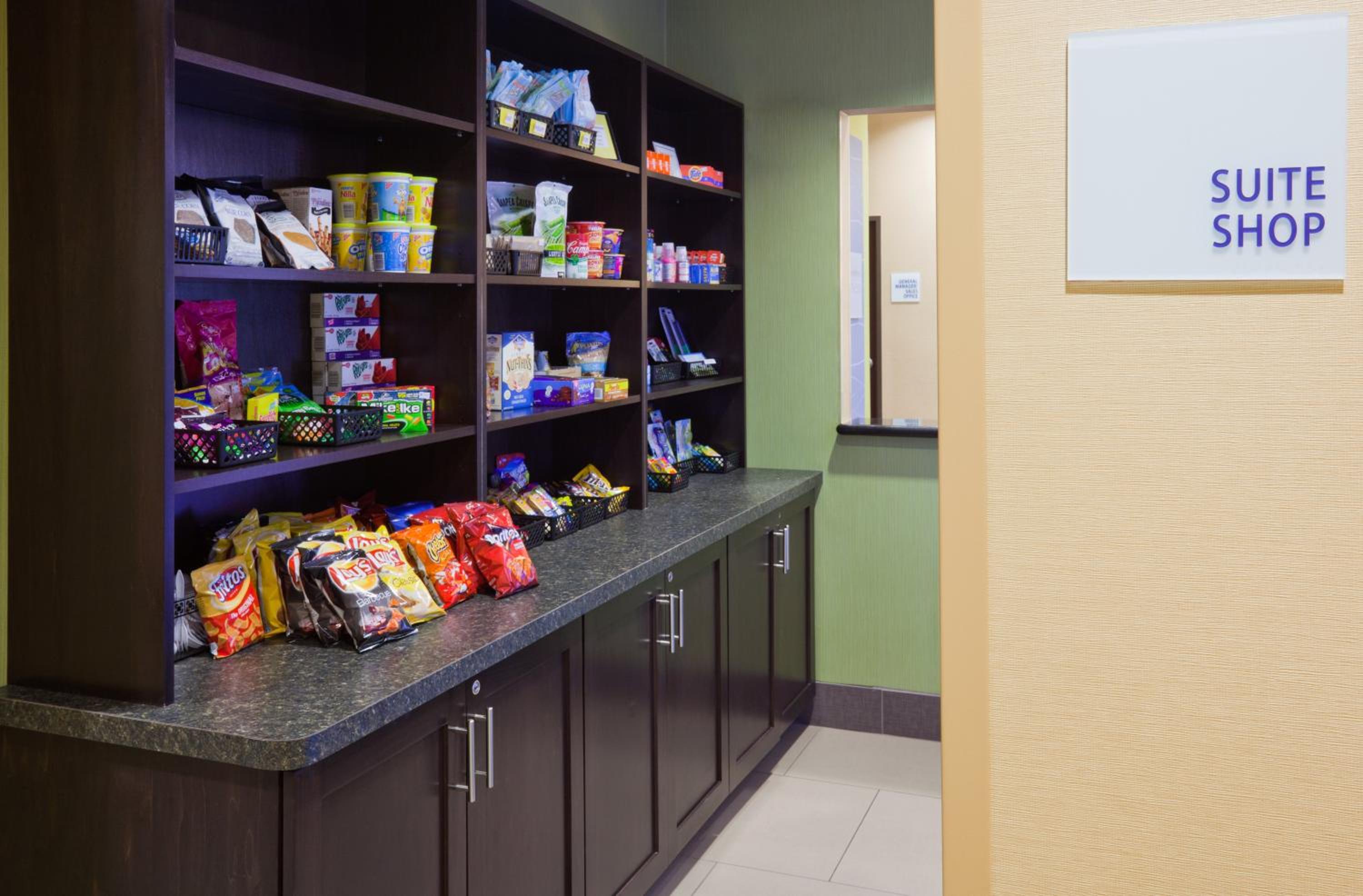 Holiday Inn Express & Suites Fort Dodge by IHG