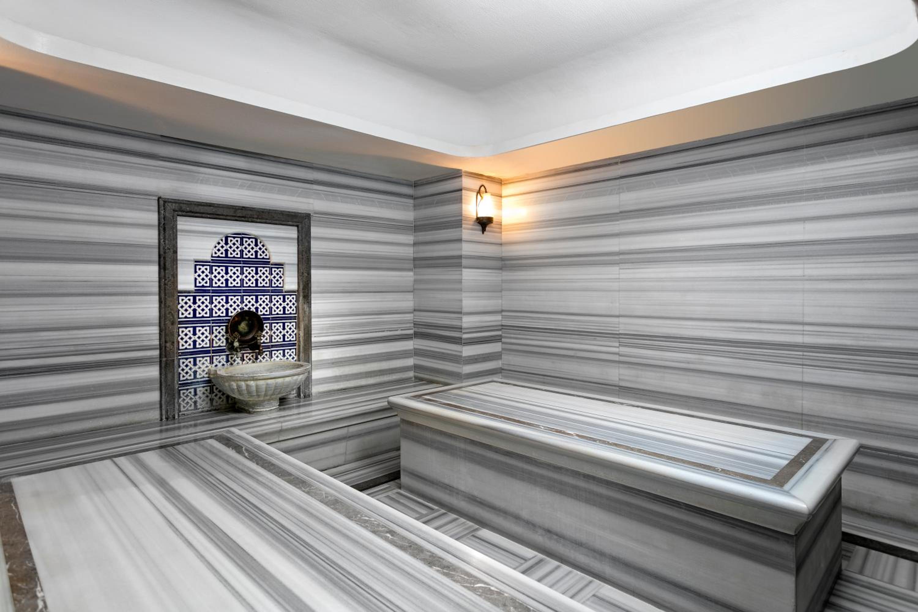 Titanic Business Kartal - Image 40