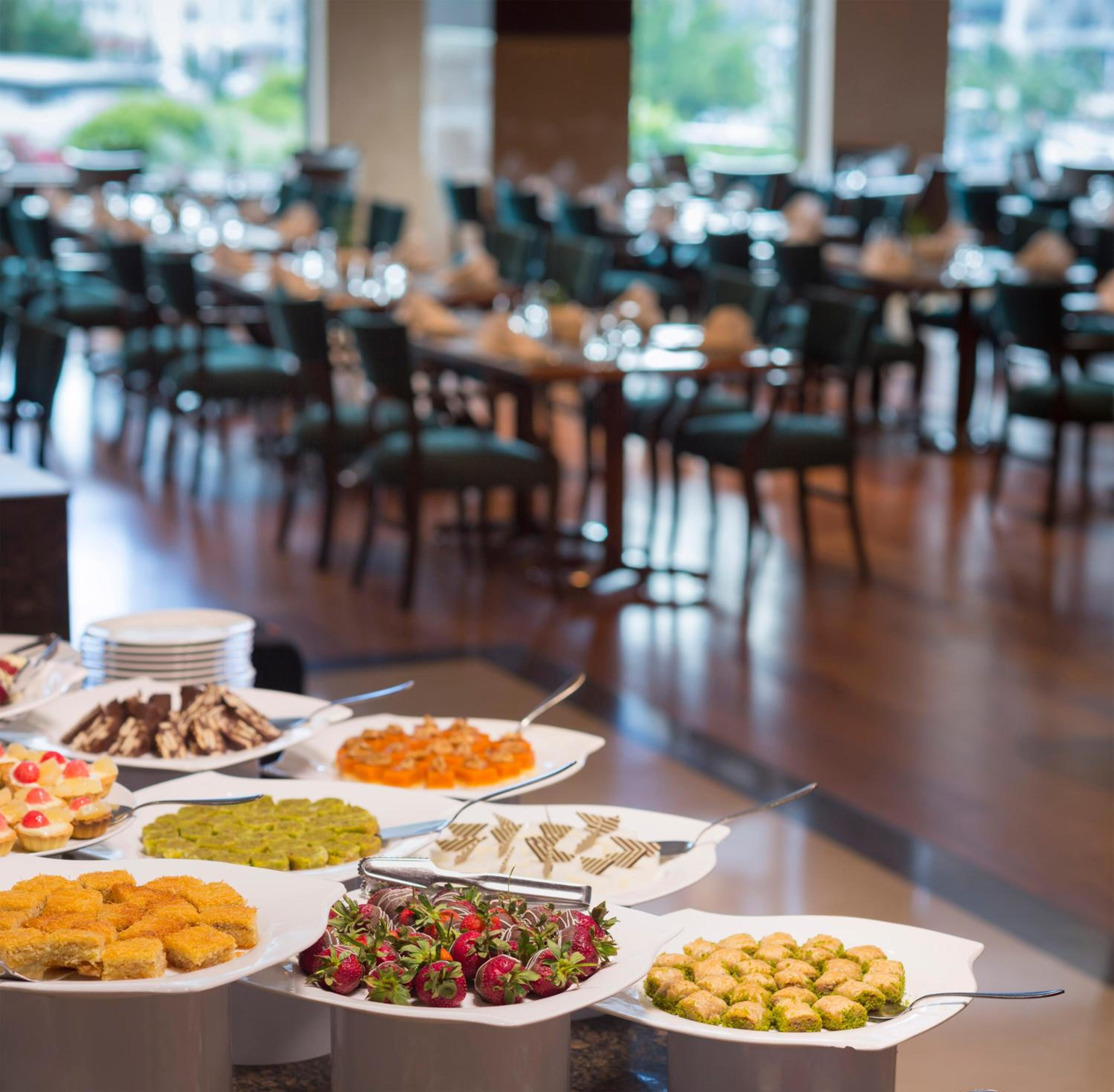 Titanic Business Kartal - Image 35