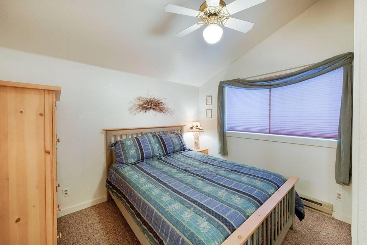 Evergreen House by Casago McCall - Donerightmanagement view 4
