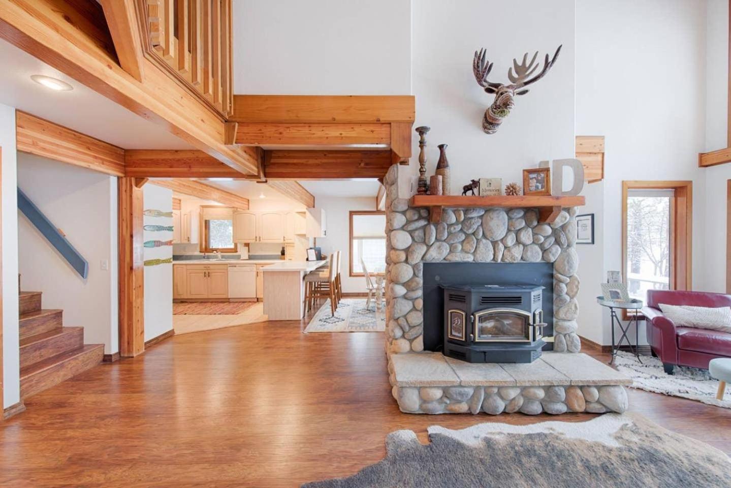 Fairway Lodge by Casago McCall - Donerightmanagement view 5