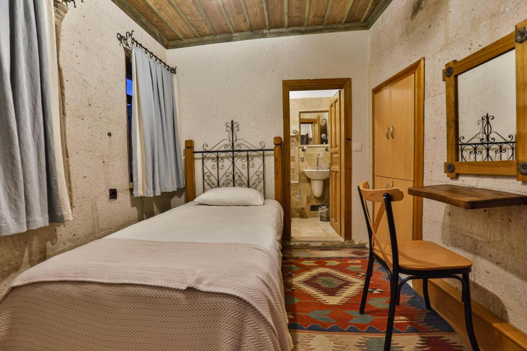 Kookaburra Hotel - Image 20