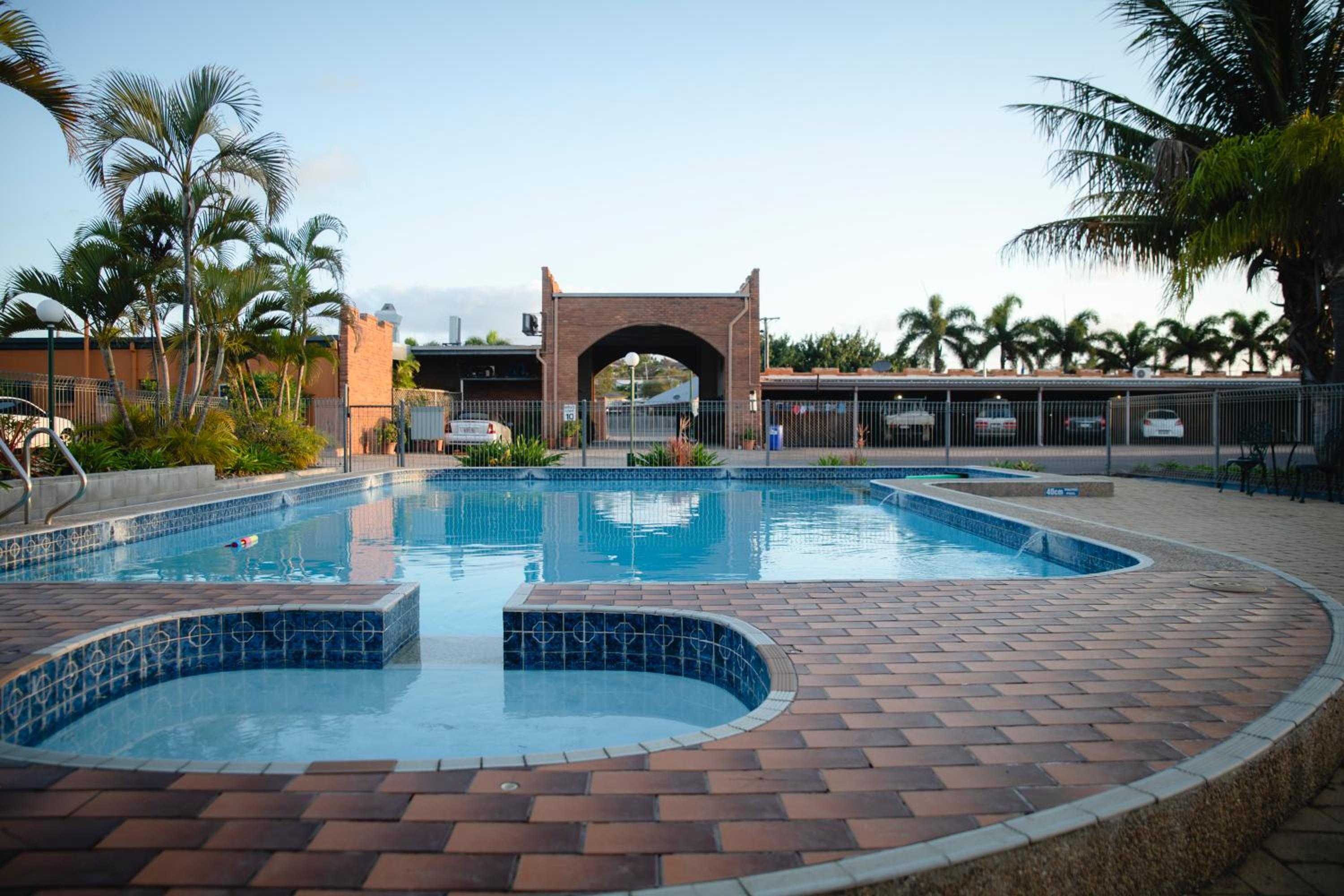 Castle Motor Lodge