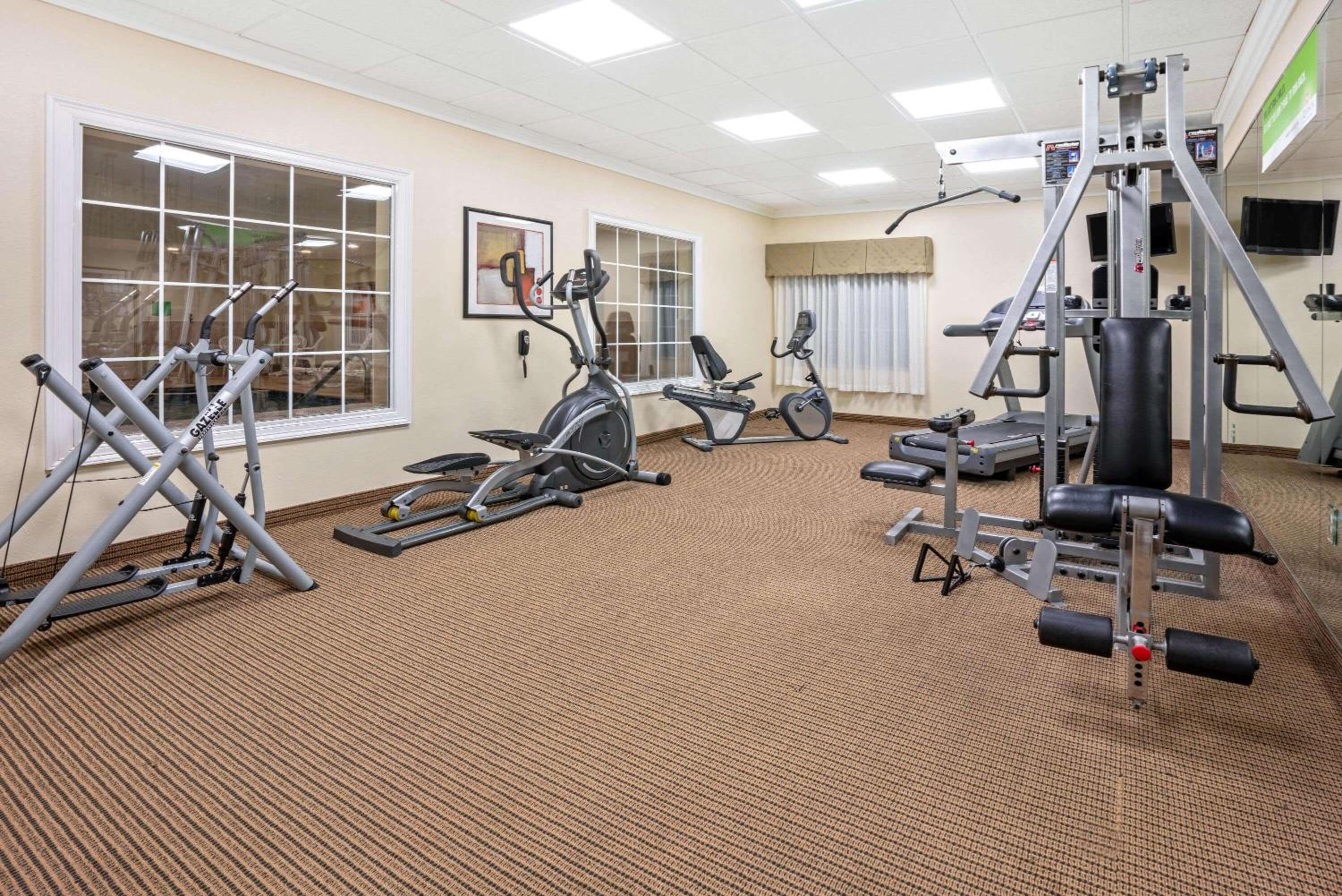 La Quinta by Wyndham Houston - Magnolia - Property Image 1