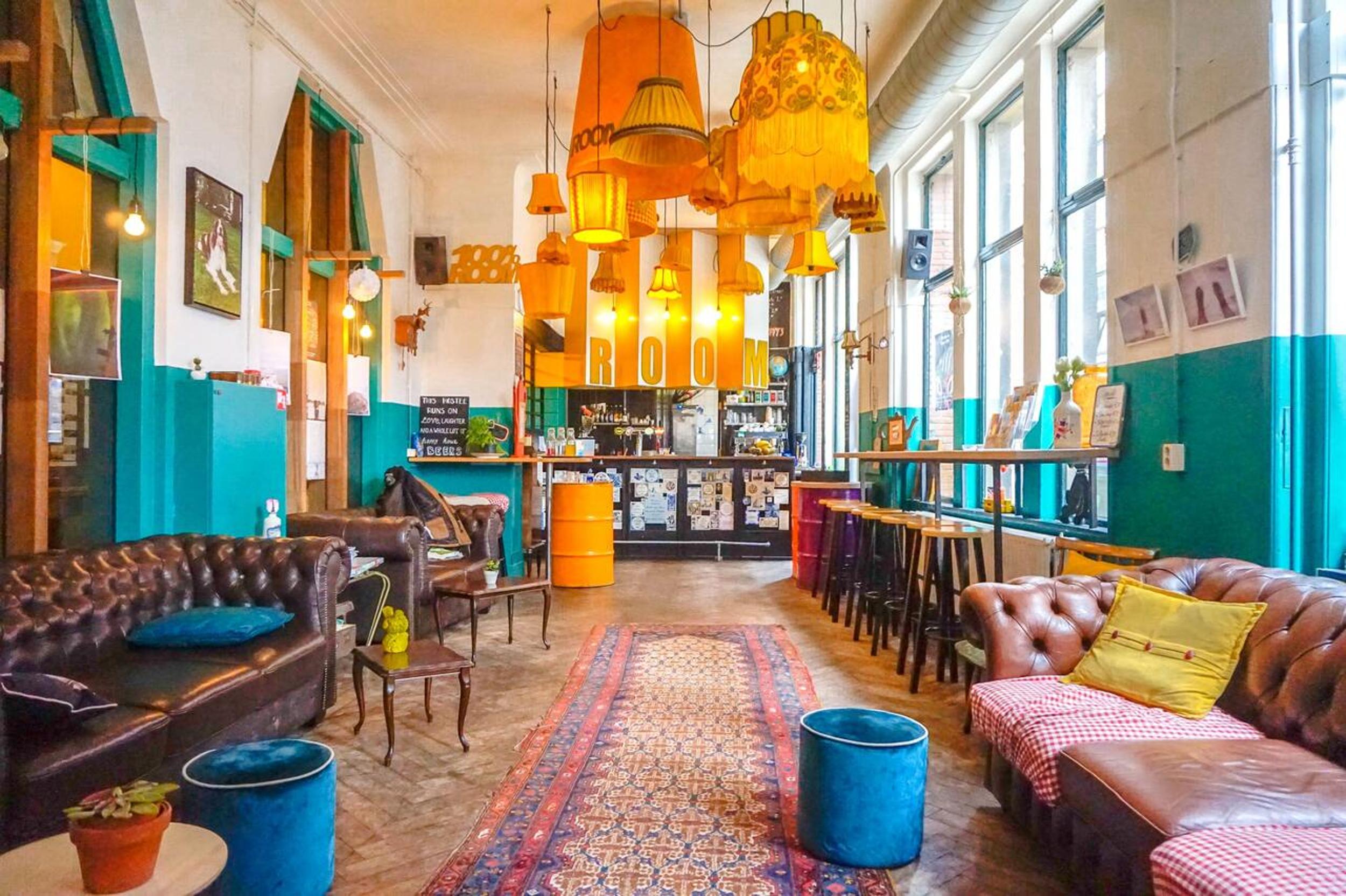 lounge