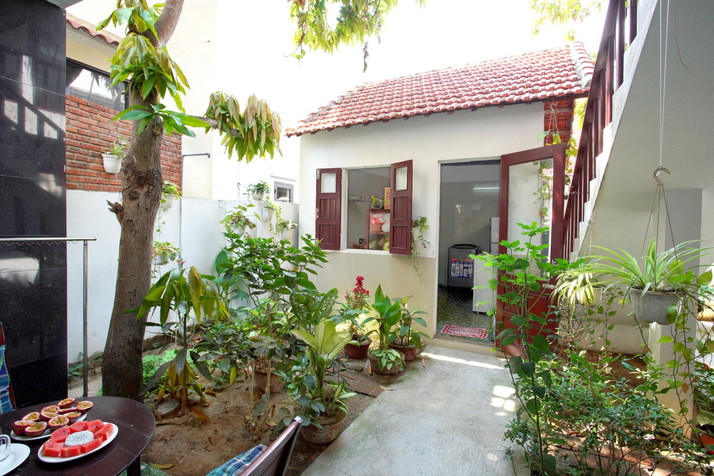 Pink Beach Homestay