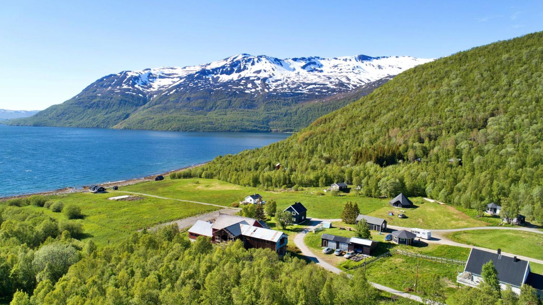 Arctic FjordCamp