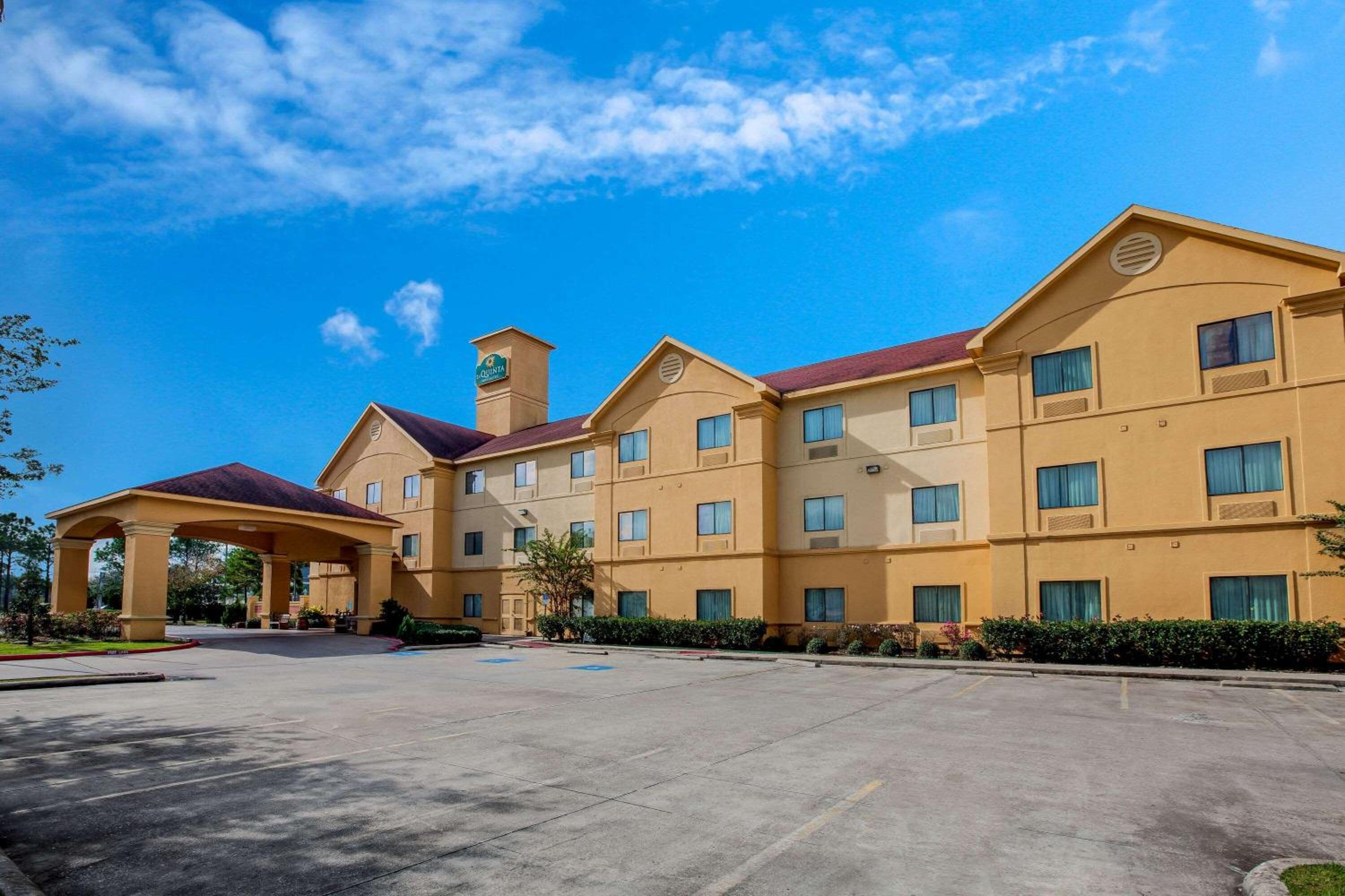 La Quinta by Wyndham Pasadena view 2