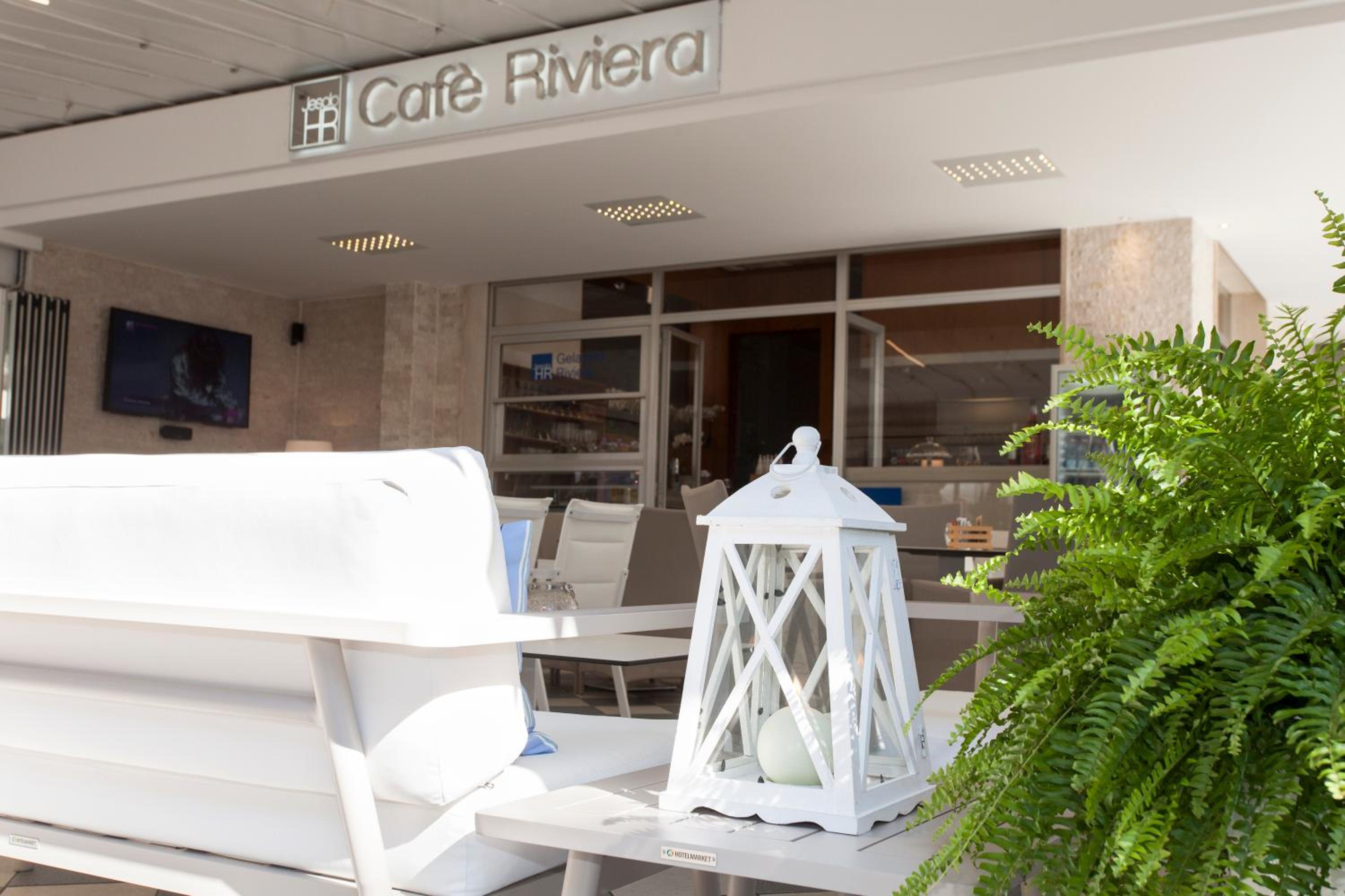 hotel reception