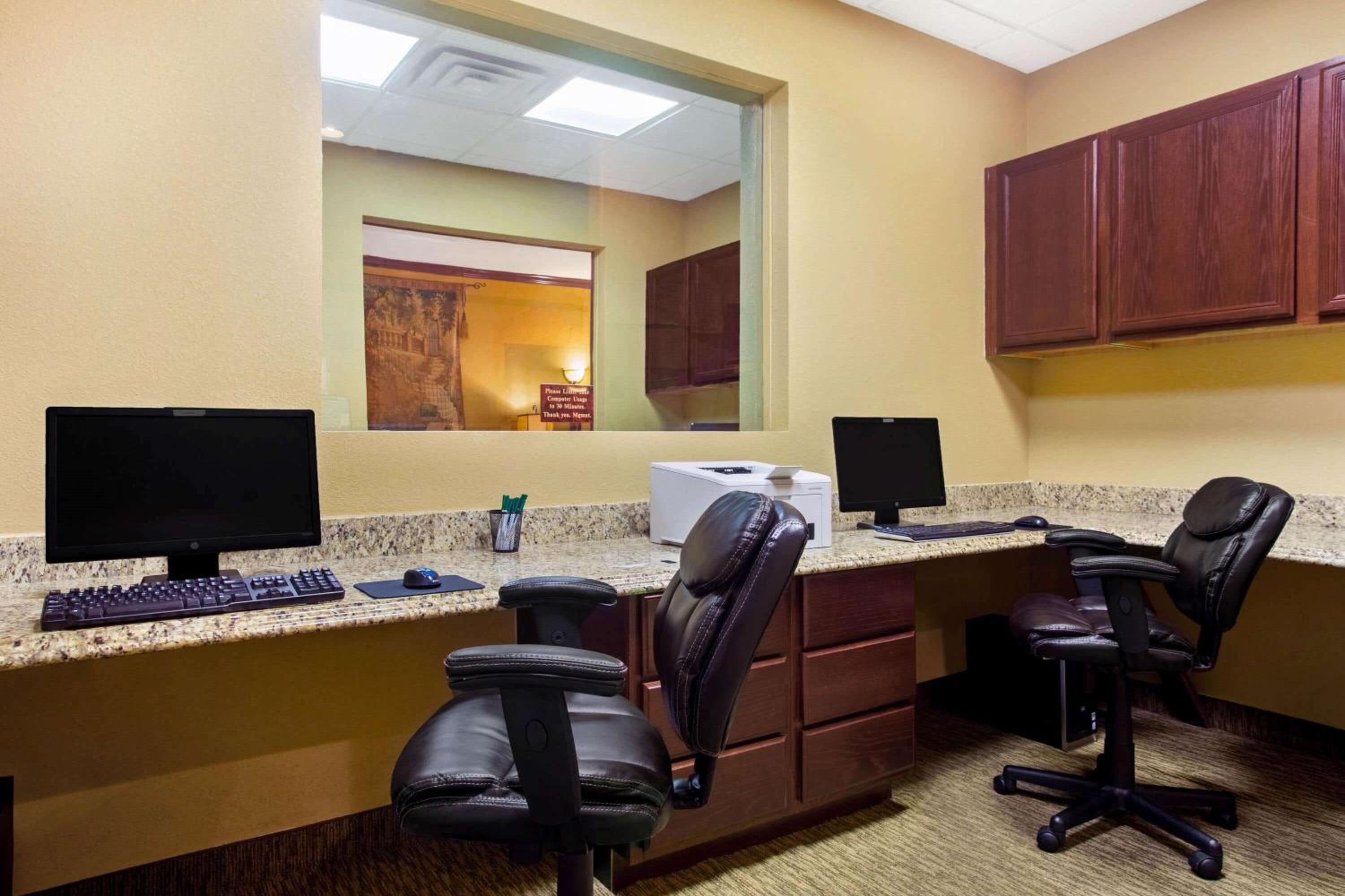 Marble Falls Vacations - La Quinta by Wyndham Marble Falls - Property Image 107