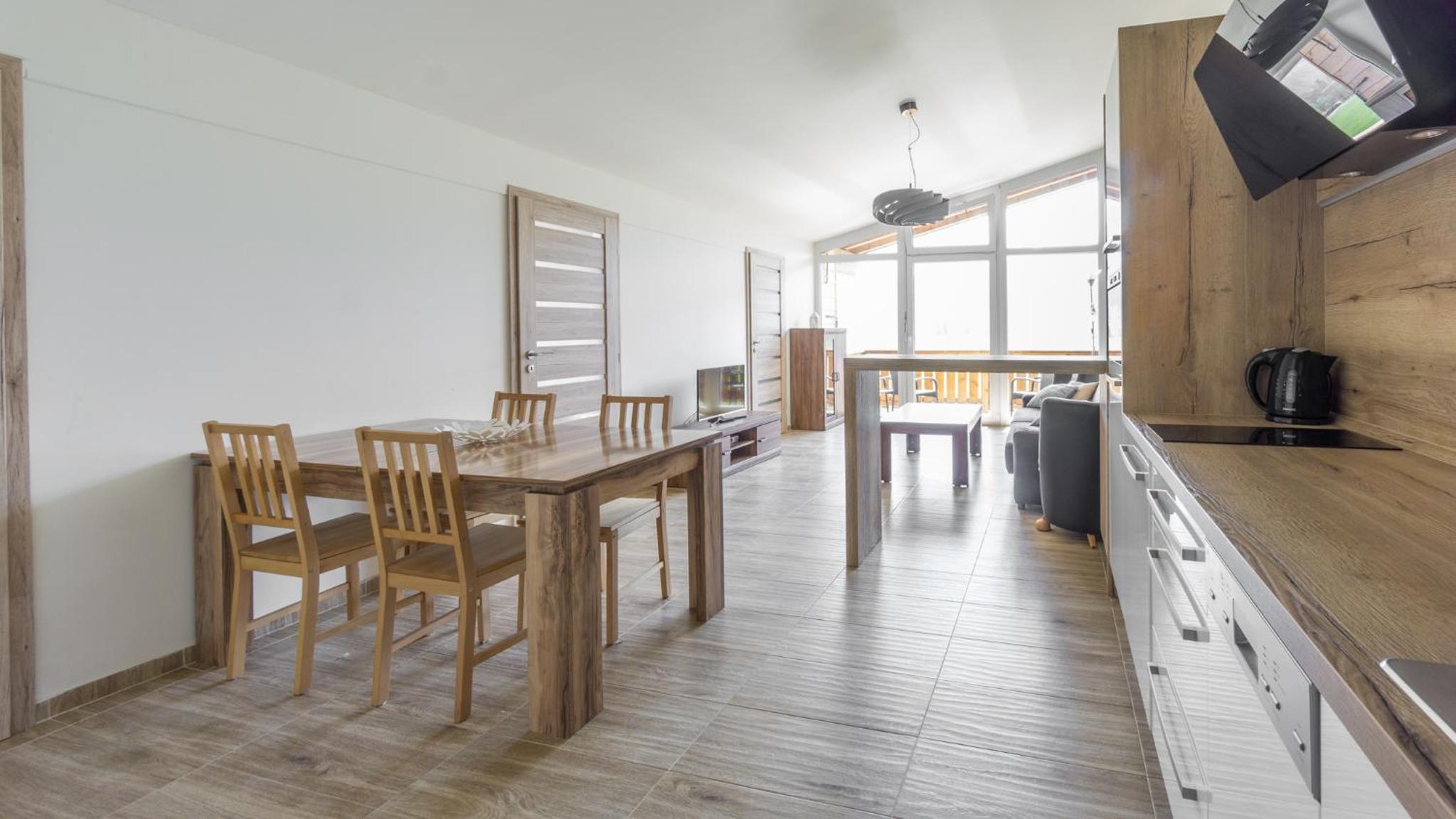 Praga Apartments & Restaurant Zell am See-Kaprun