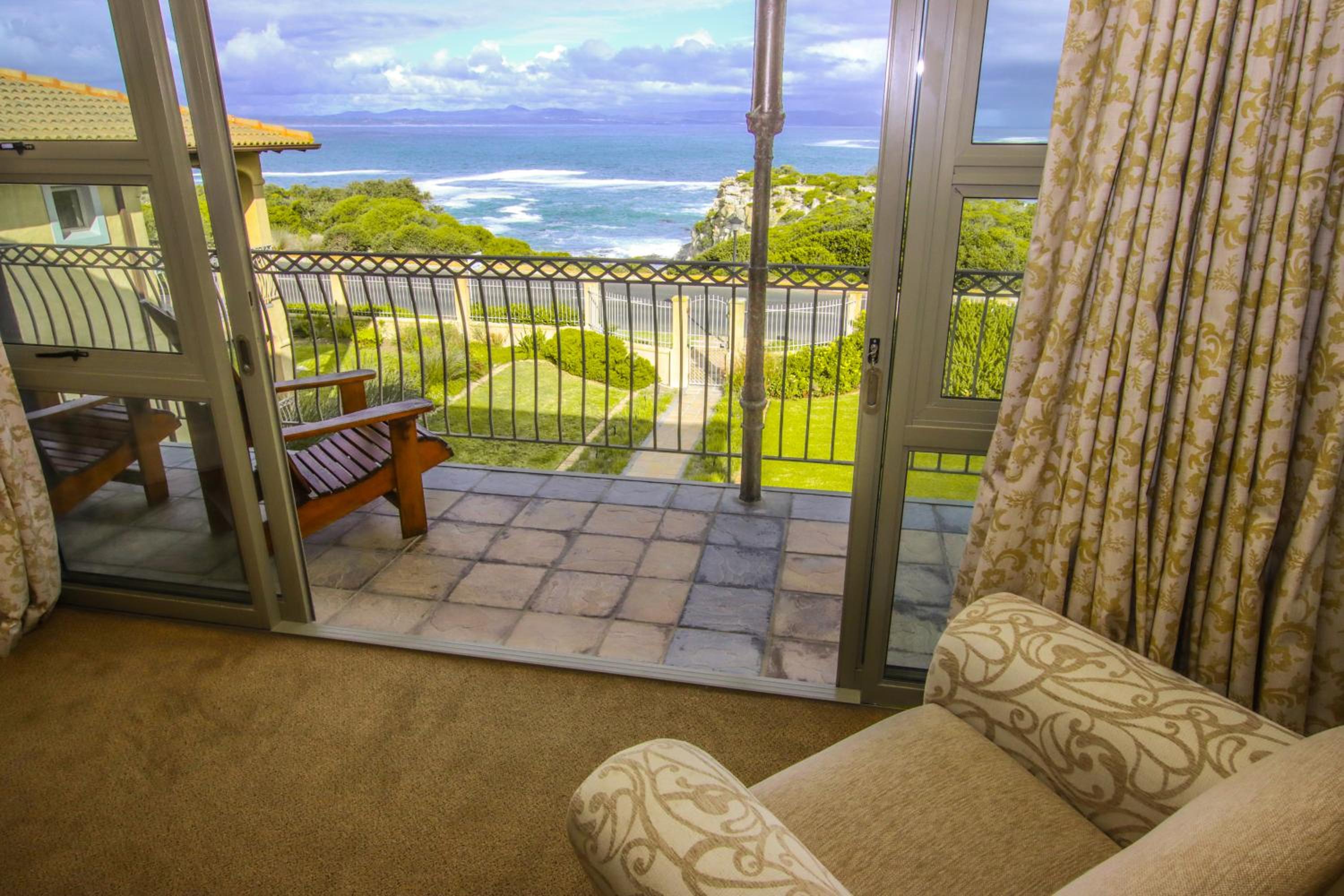 On The Cliff Guest House