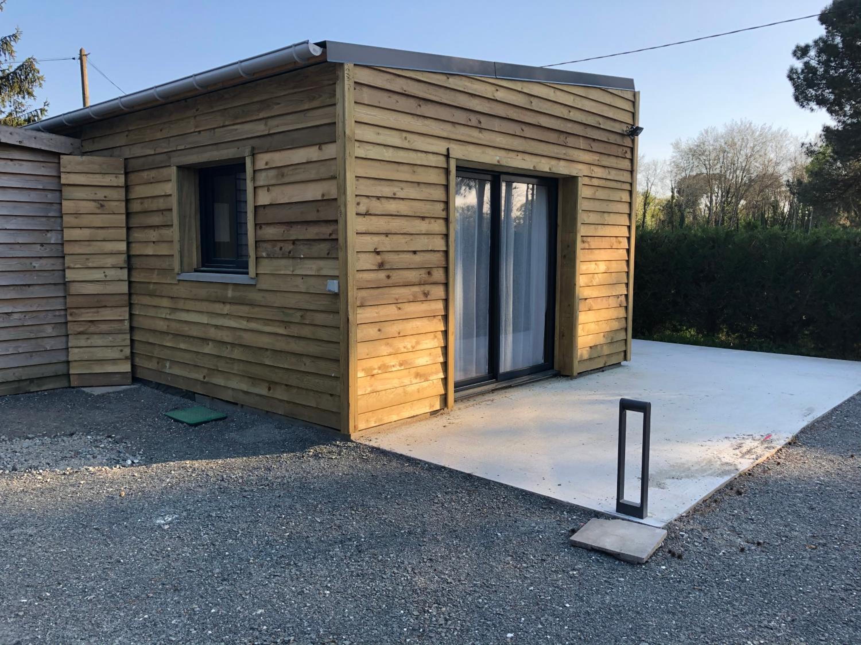 Cabane du Circuit view 2