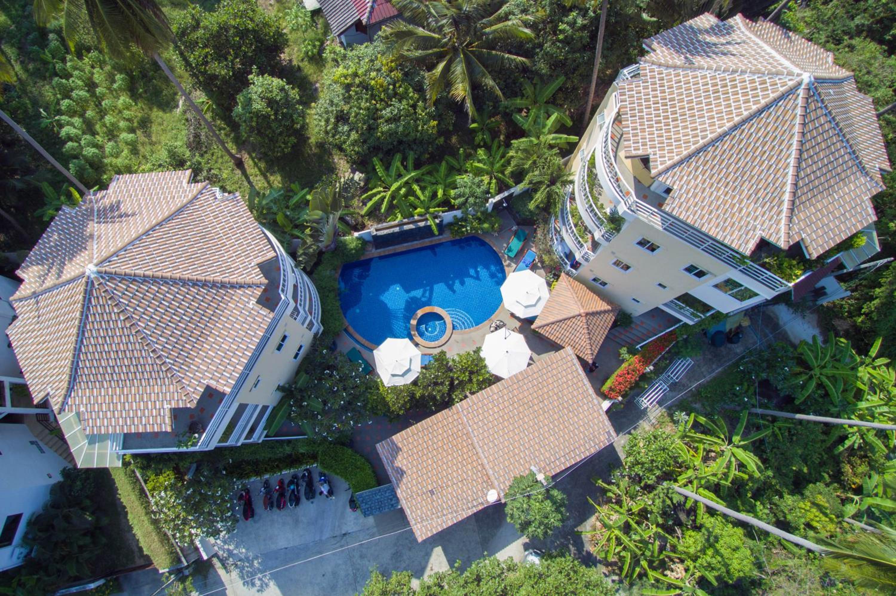 Chaweng Noi Residence