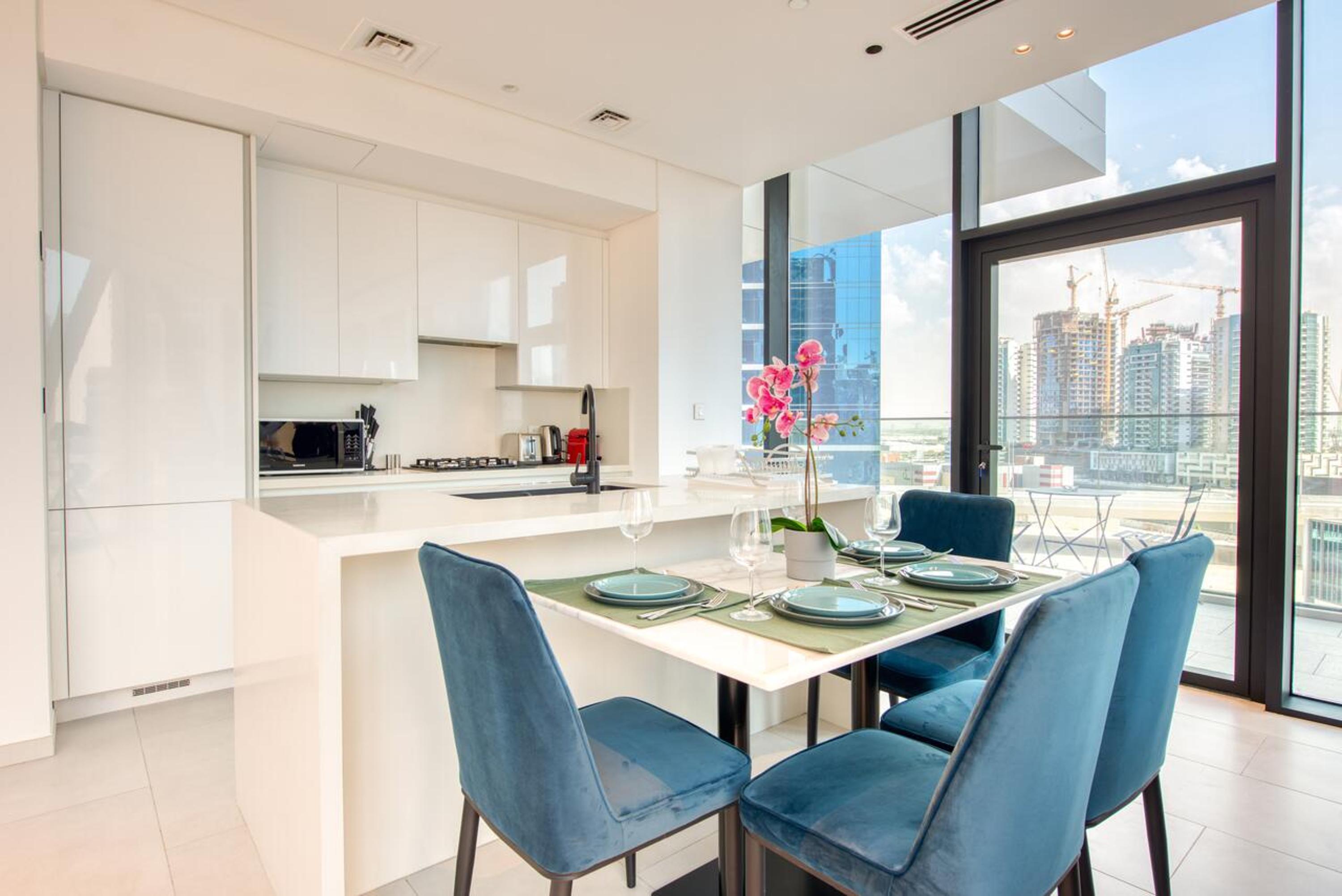 Maison Privee - Luxury, Spacious, Modern Near Burj Khalifa and Dubai Canal