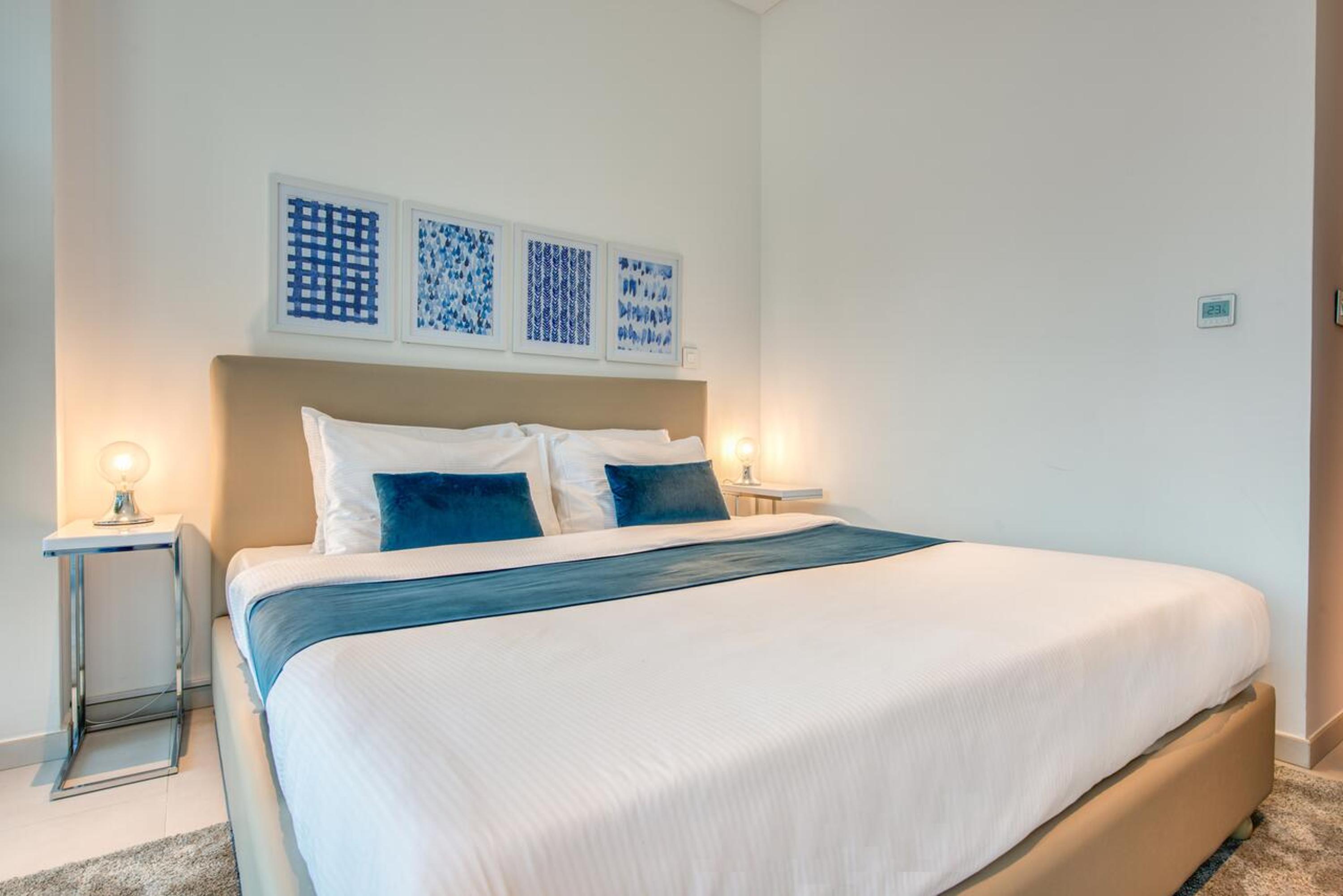 Maison Privee - Luxury, Spacious, Modern Near Burj Khalifa and Dubai Canal