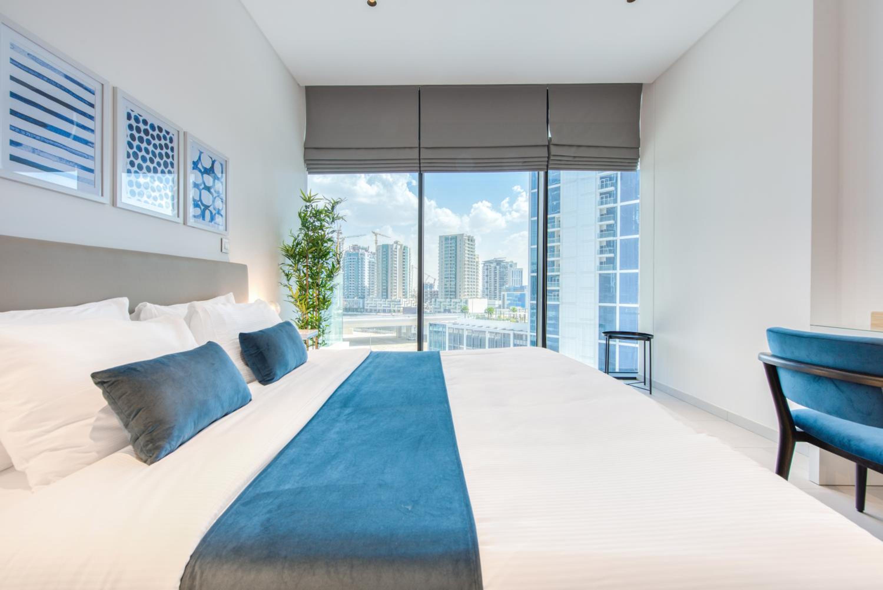 Maison Privee - Luxury, Spacious, Modern Near Burj Khalifa and Dubai Canal