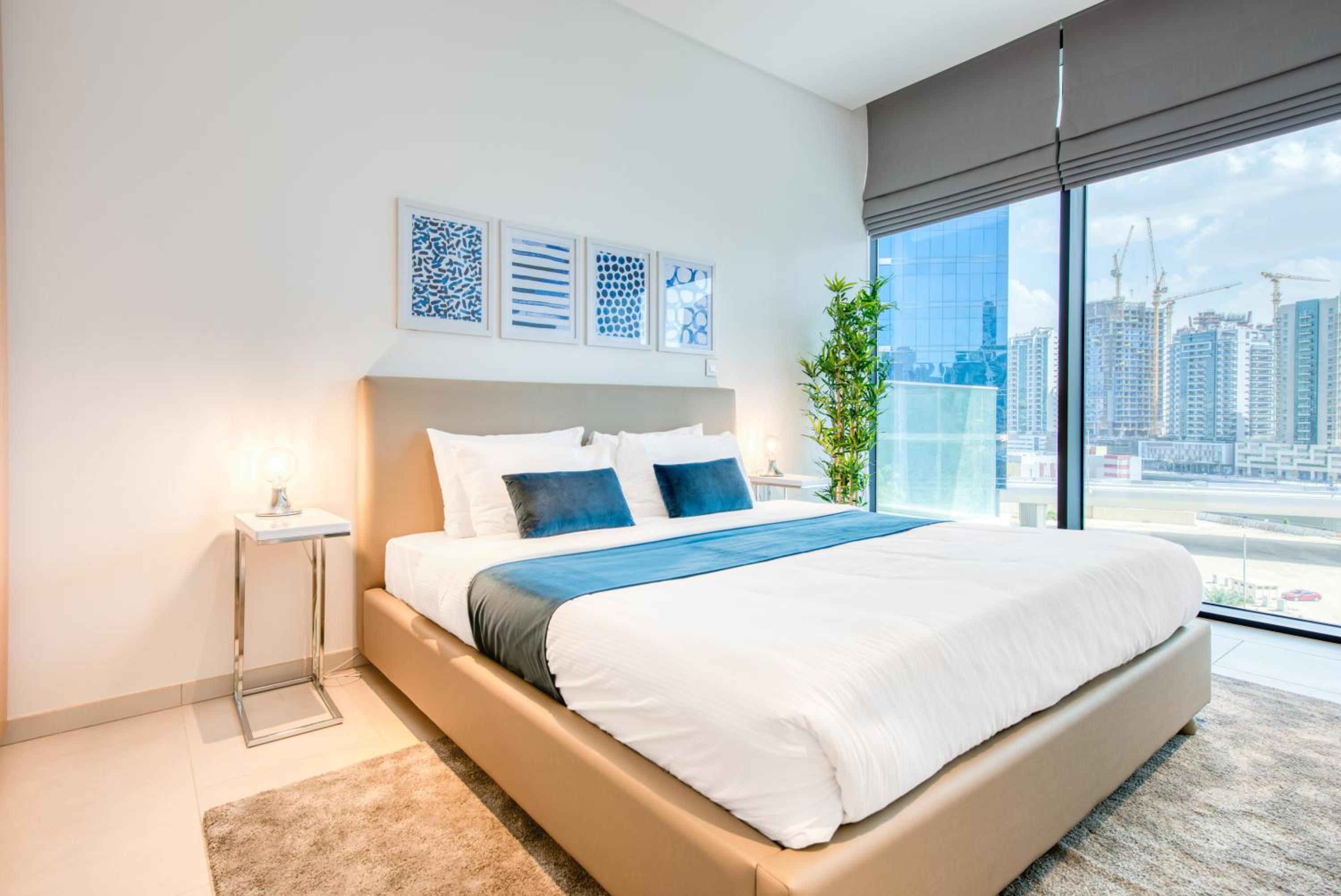 Maison Privee - Luxury, Spacious, Modern Near Burj Khalifa and Dubai Canal