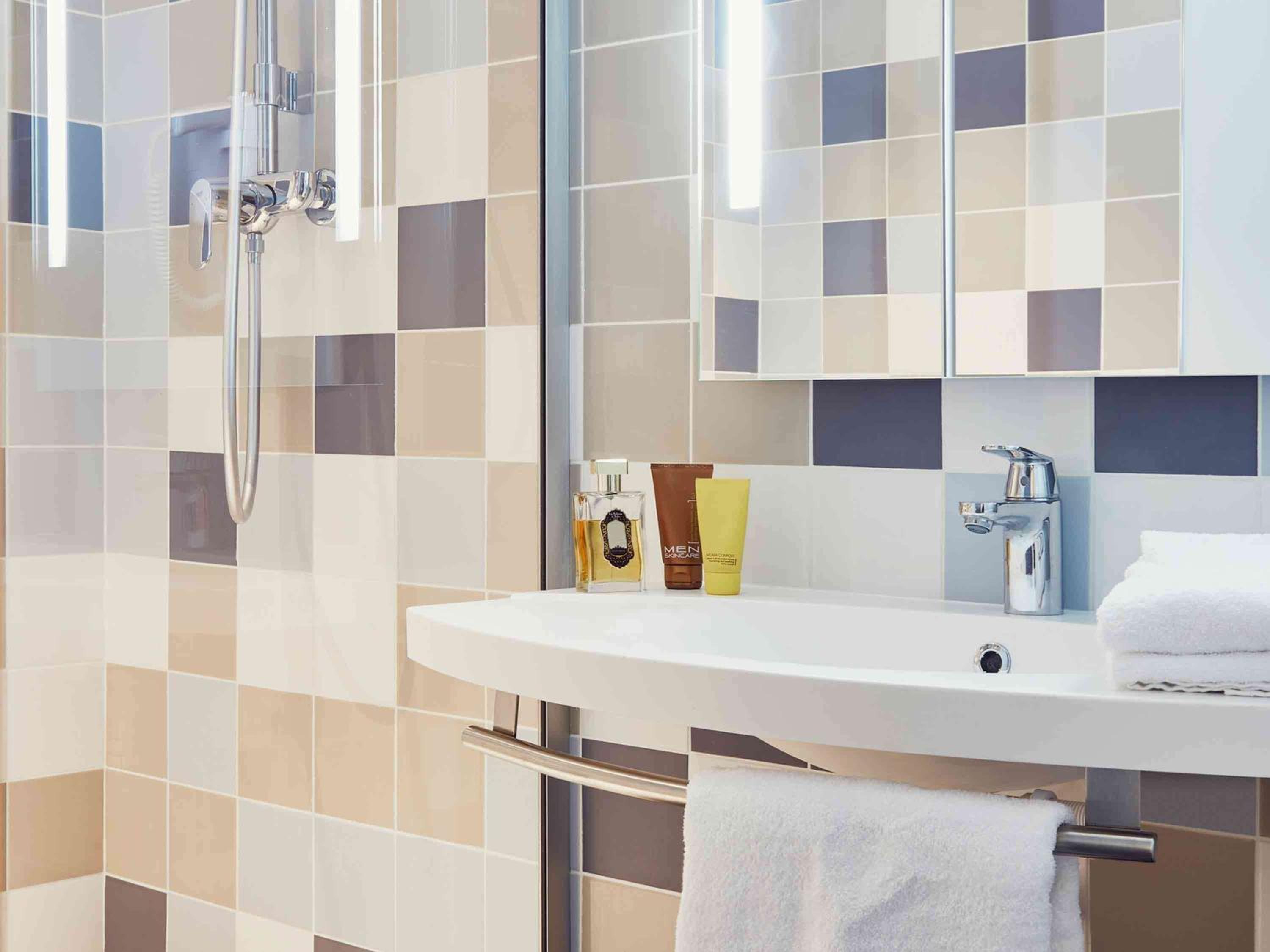 Vitrolles Vacations - ibis Styles Marseille Aeroport - Property Image 12