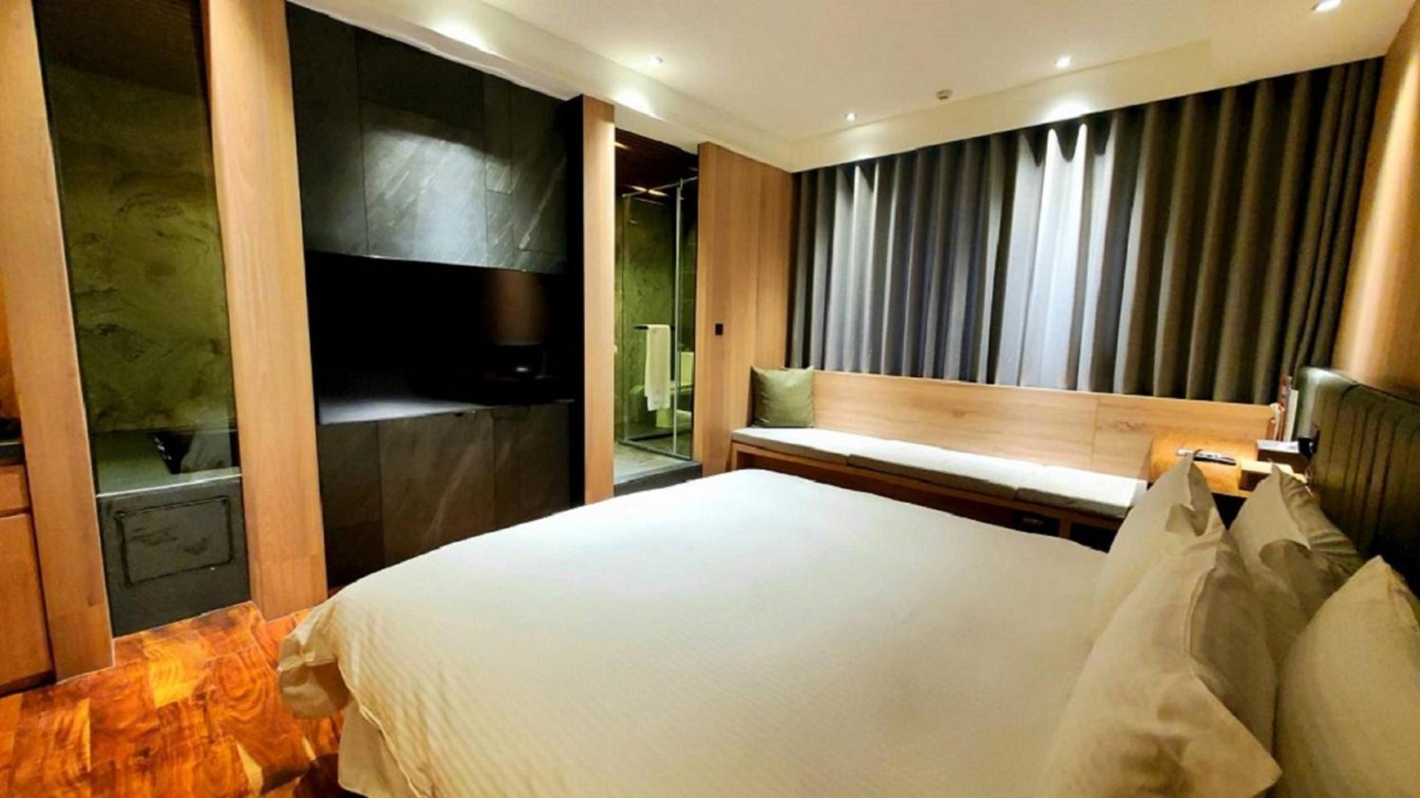 JSL hotel