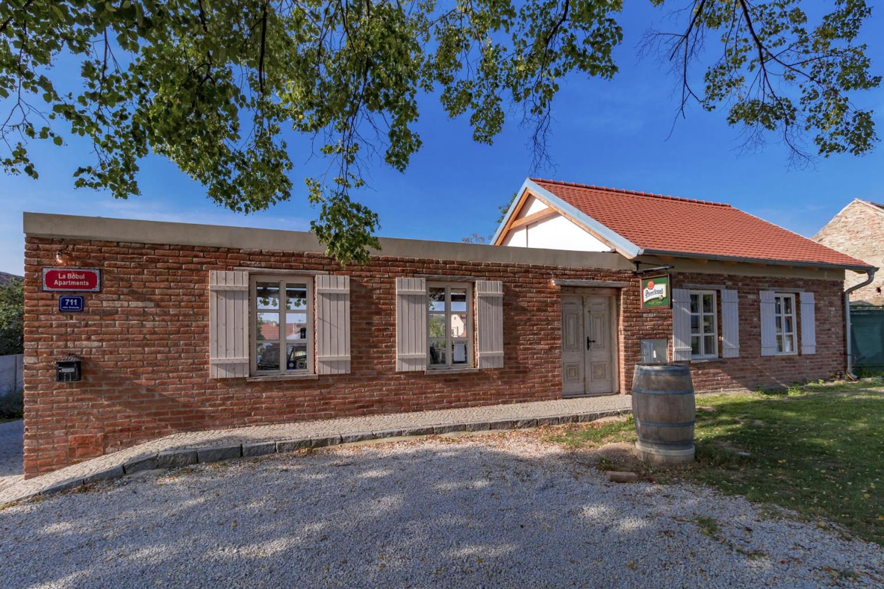 La Bobul Apartments
