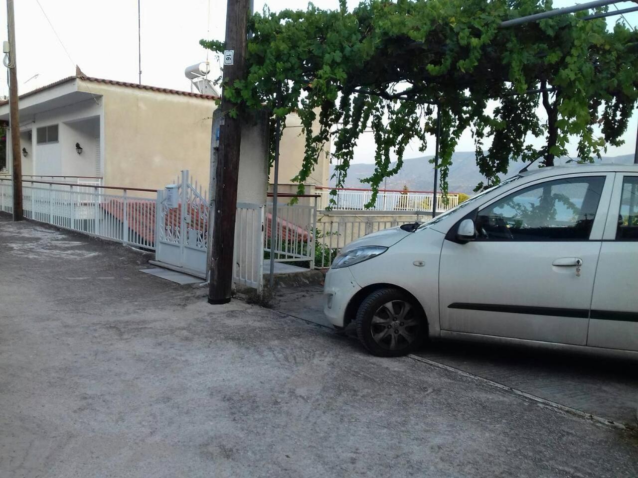 villa nicol view 2