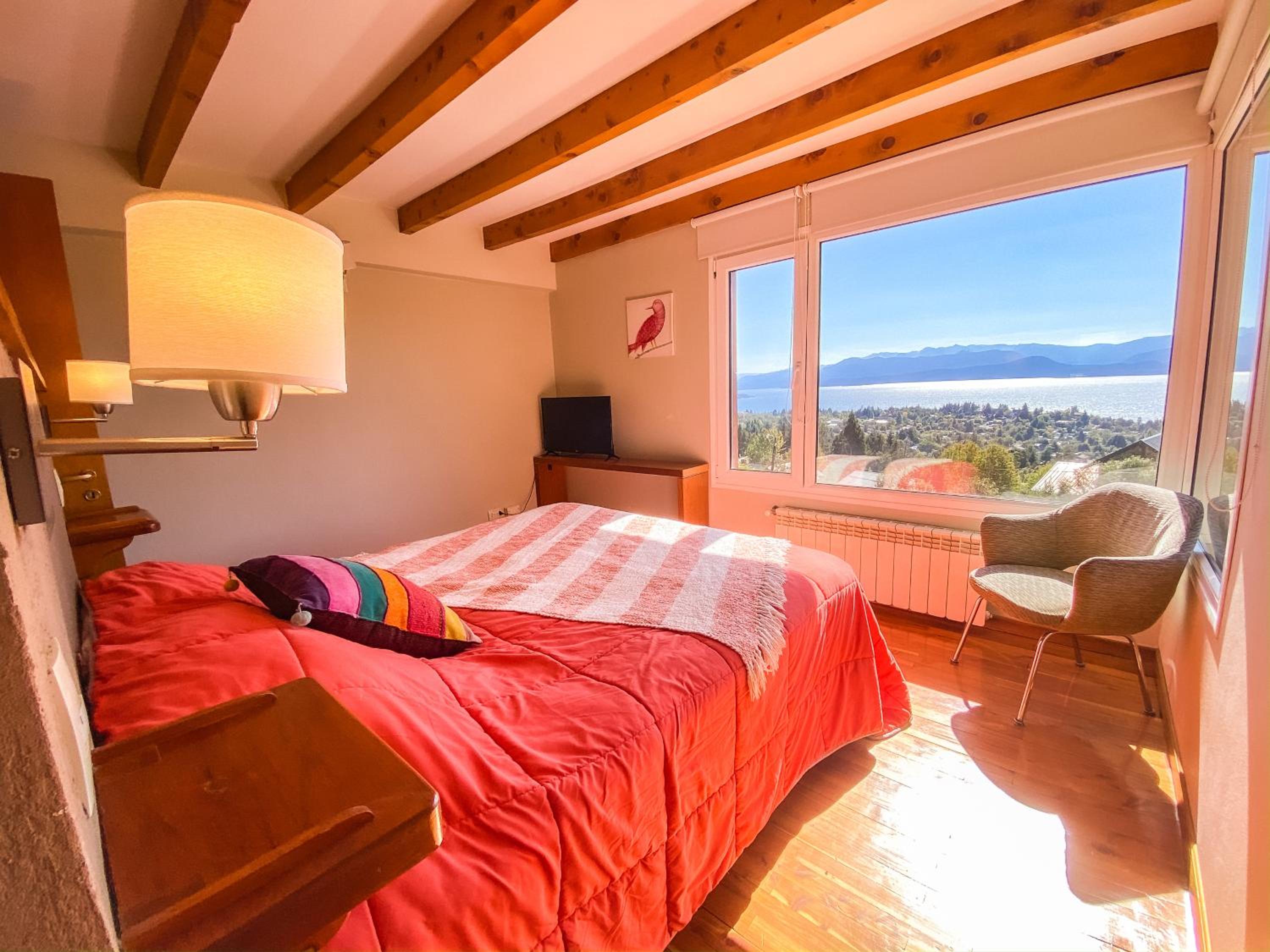 Ventanas Al Lago