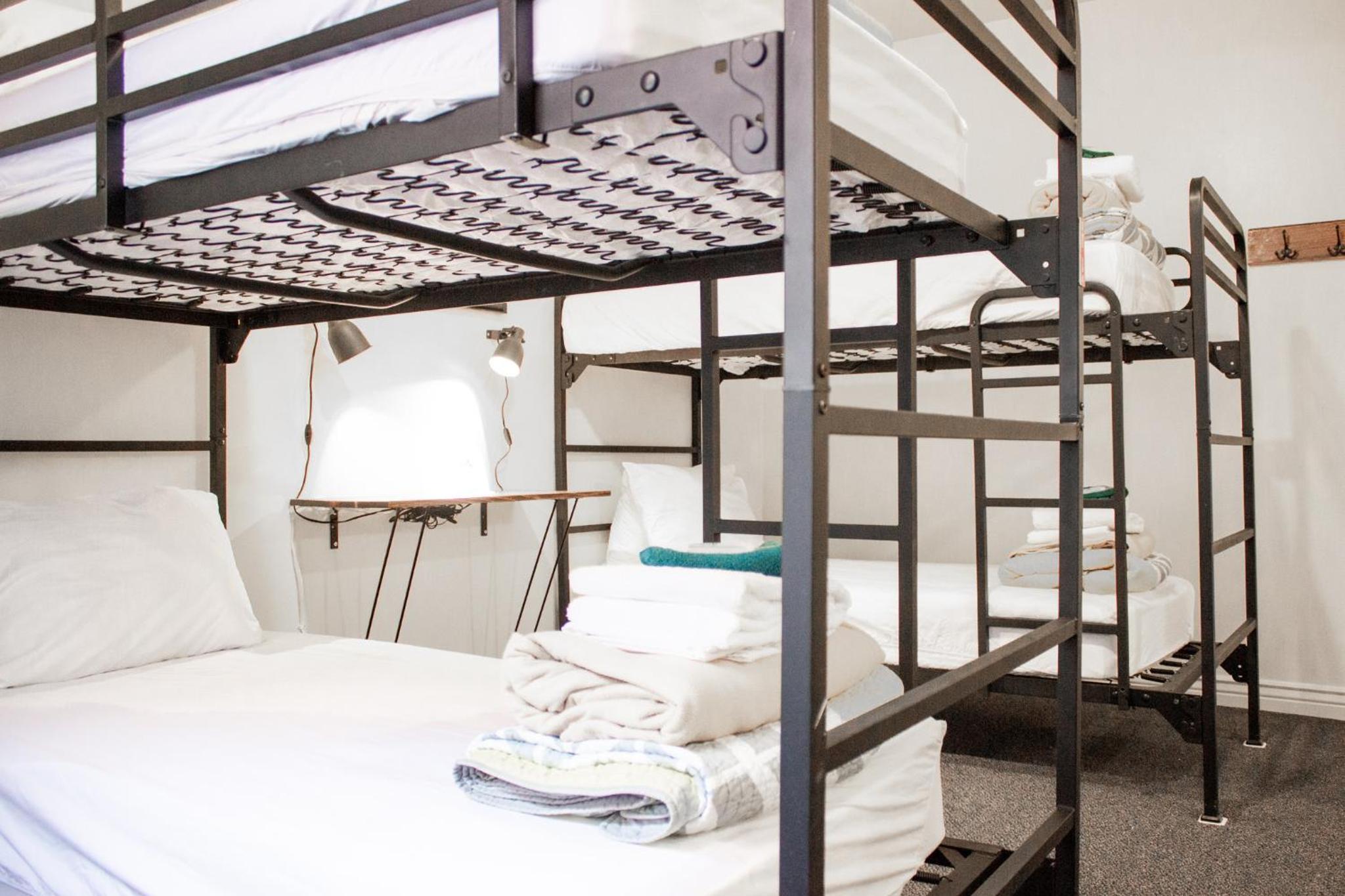 11th Avenue Hostel