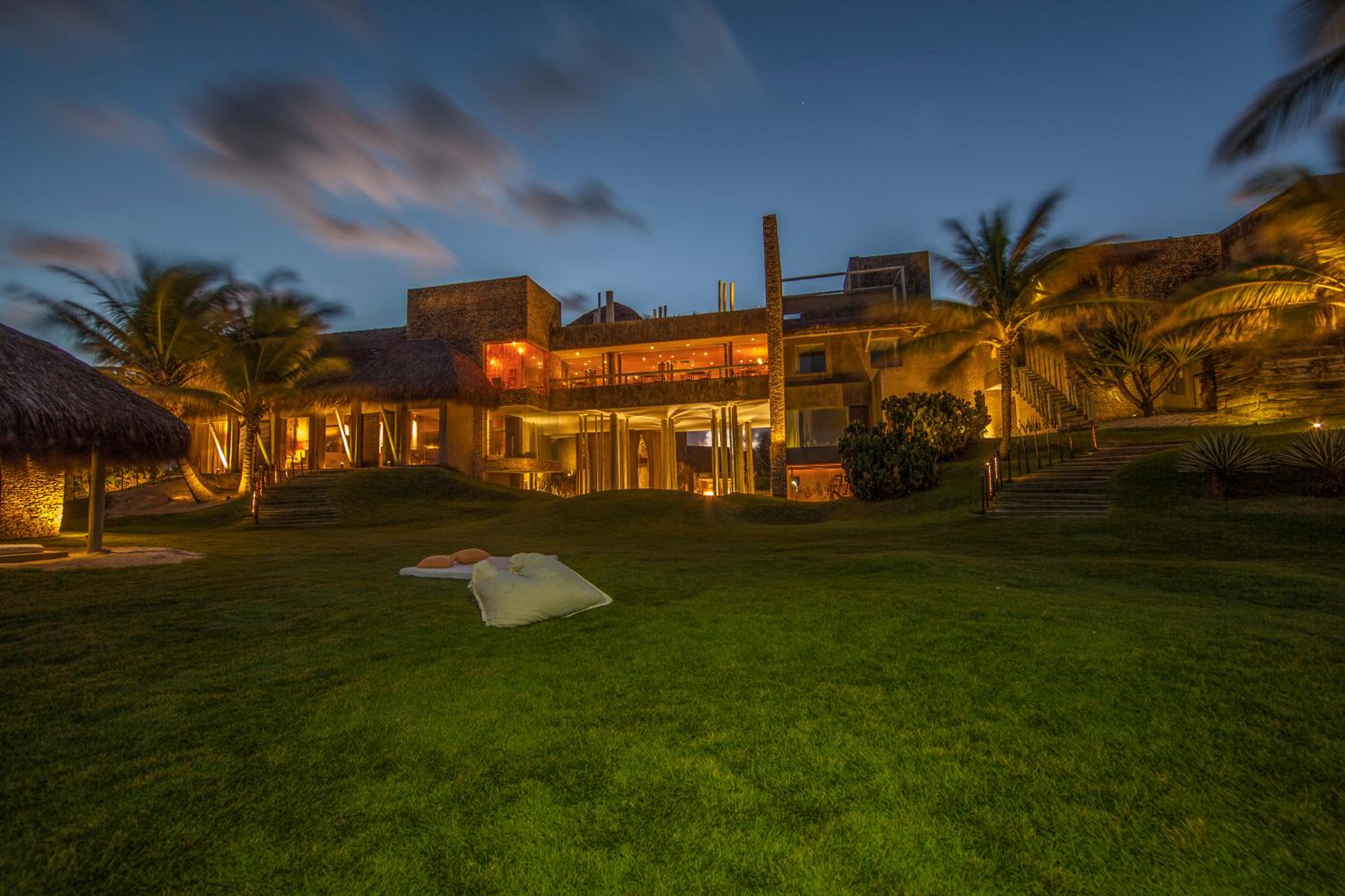 Kenoa Exclusive Beach Spa & Resort