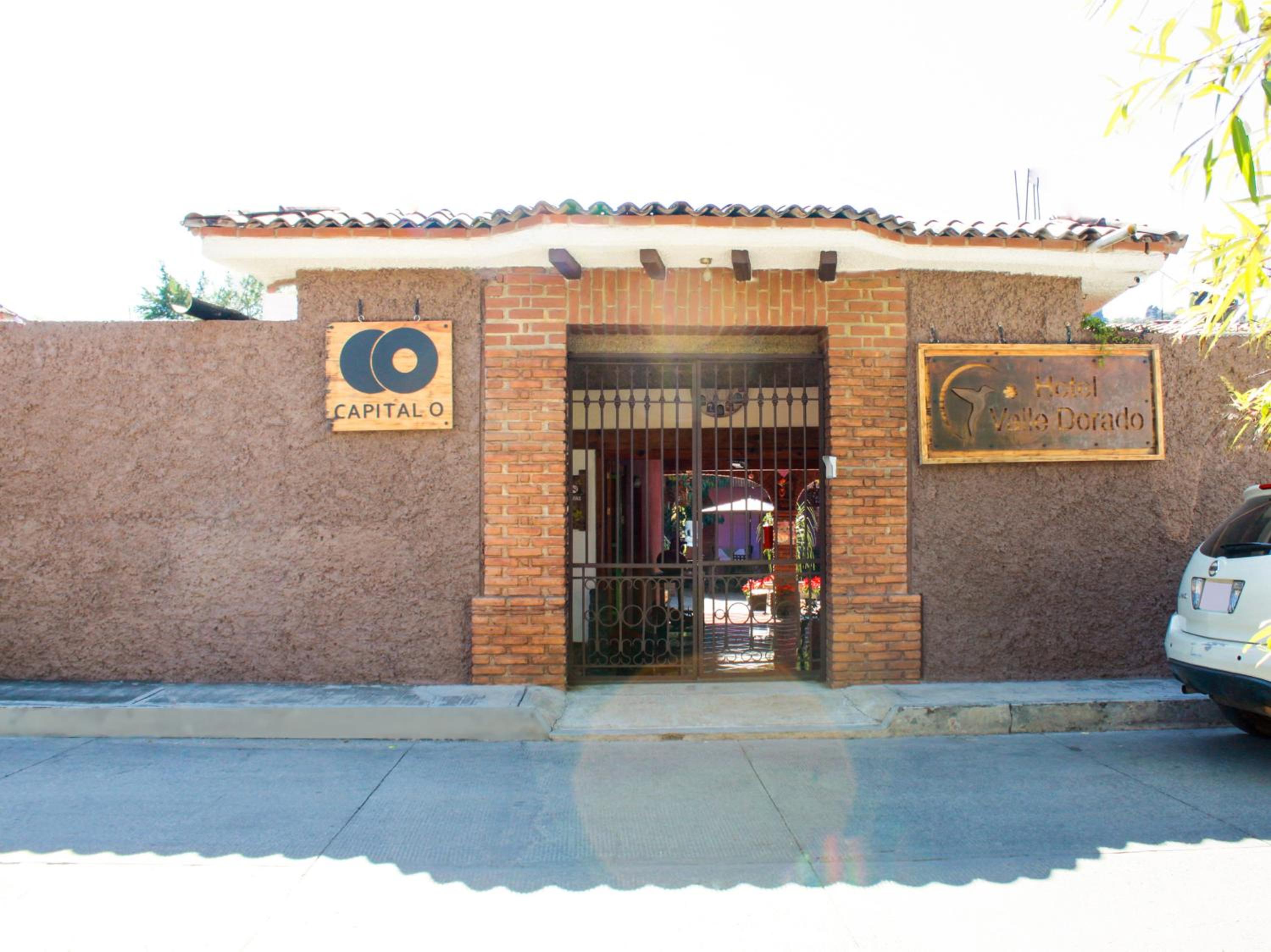 Hotel Valle Dorado