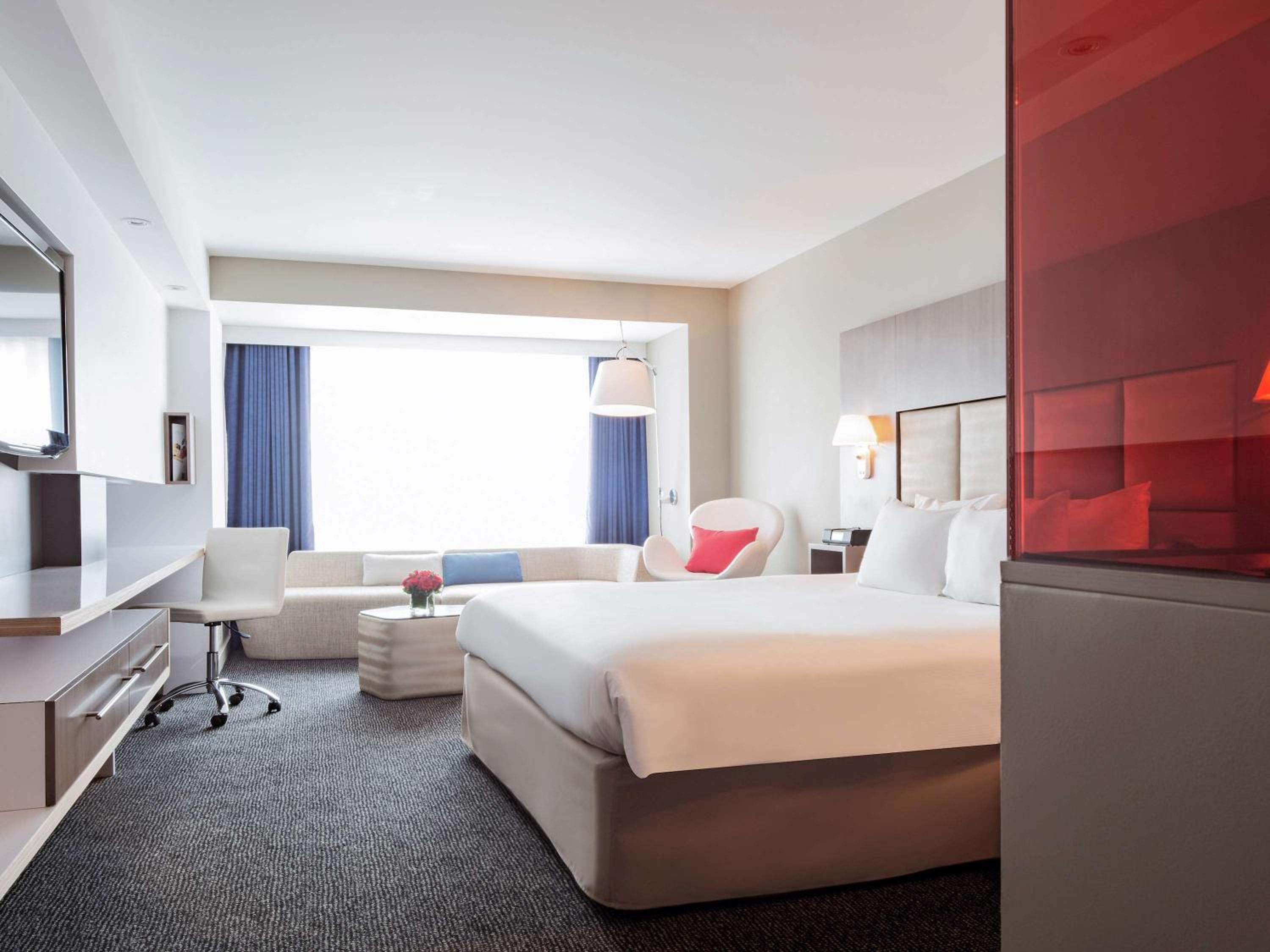 Novotel Montreal Center-1