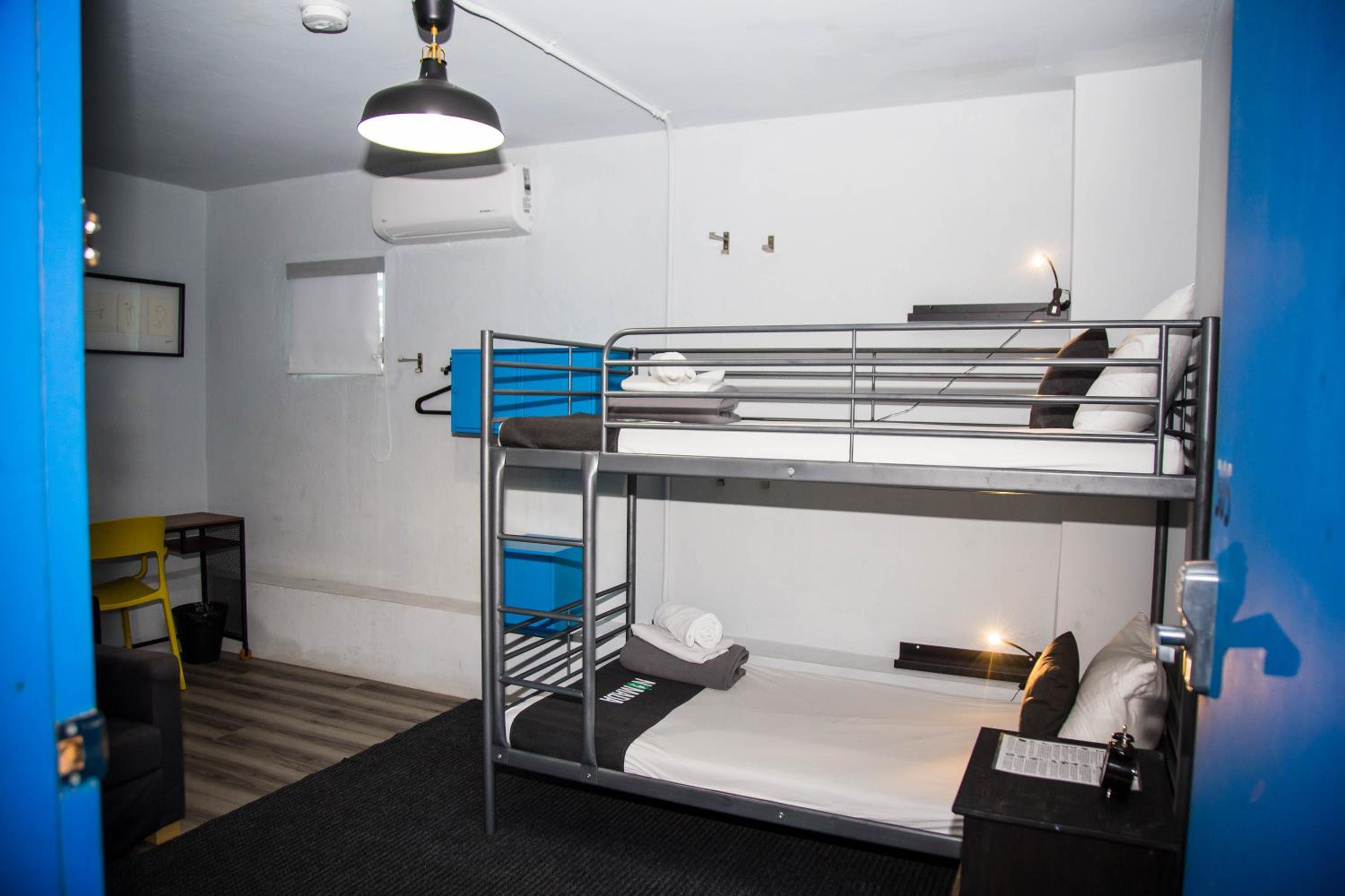 Nomada Urban Beach Hostel- Calle Loiza 4