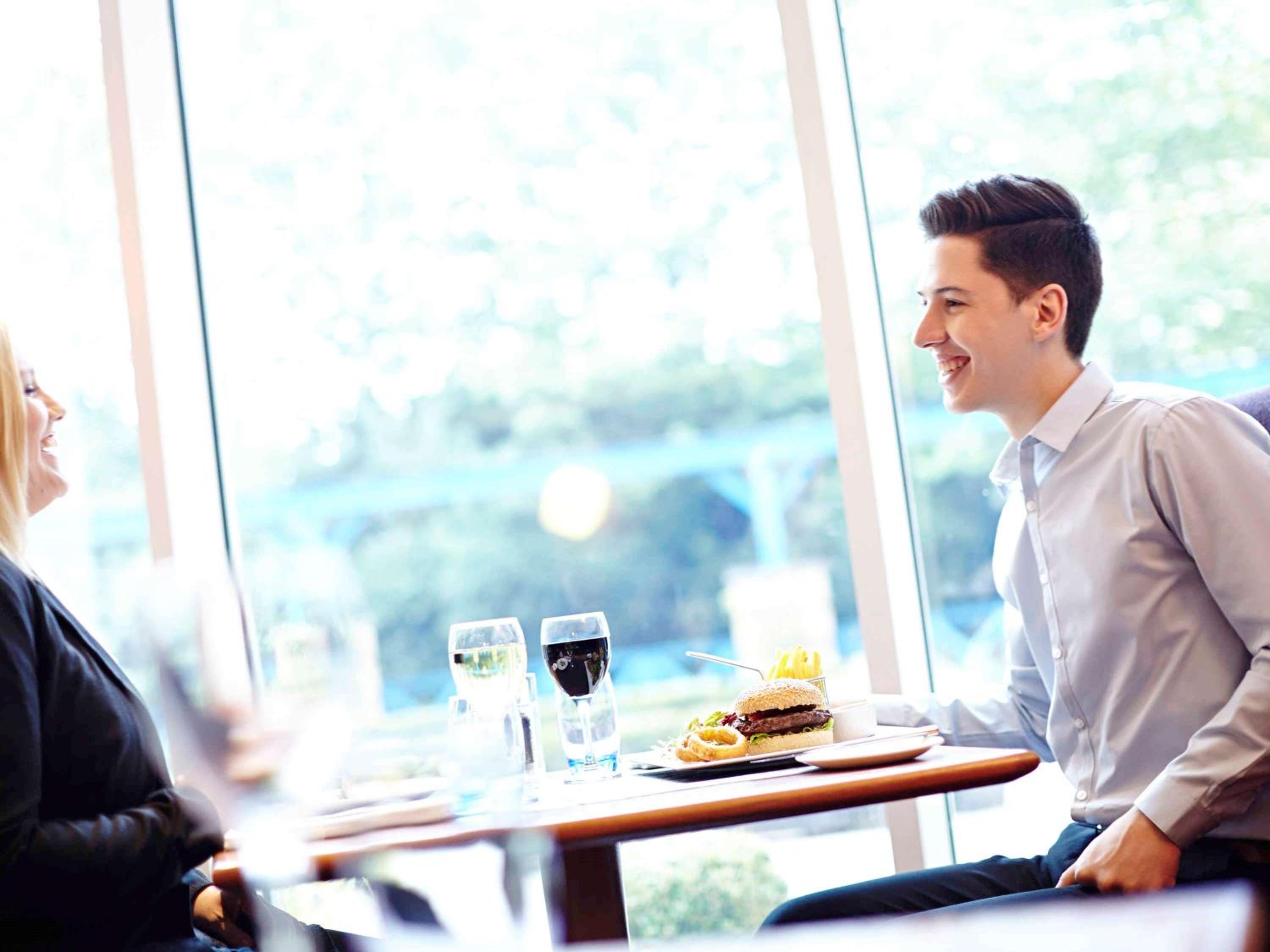 Wolverhampton Vacations - Novotel Wolverhampton City Centre - Property Image 1